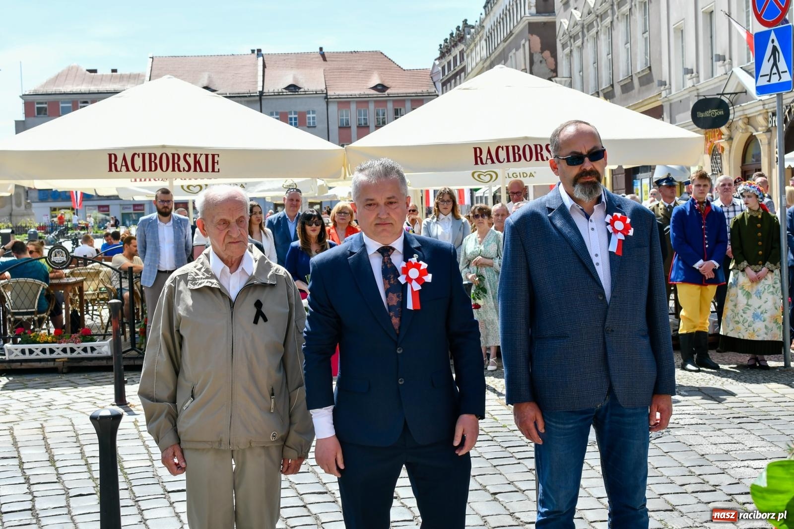 Zdjęcie w galerii na portalu naszraciborz.pl: Święto Narodowe Trzeciego Maja. Obchody w Raciborzu [FOTO i WIDEO] wiadomości z regionu