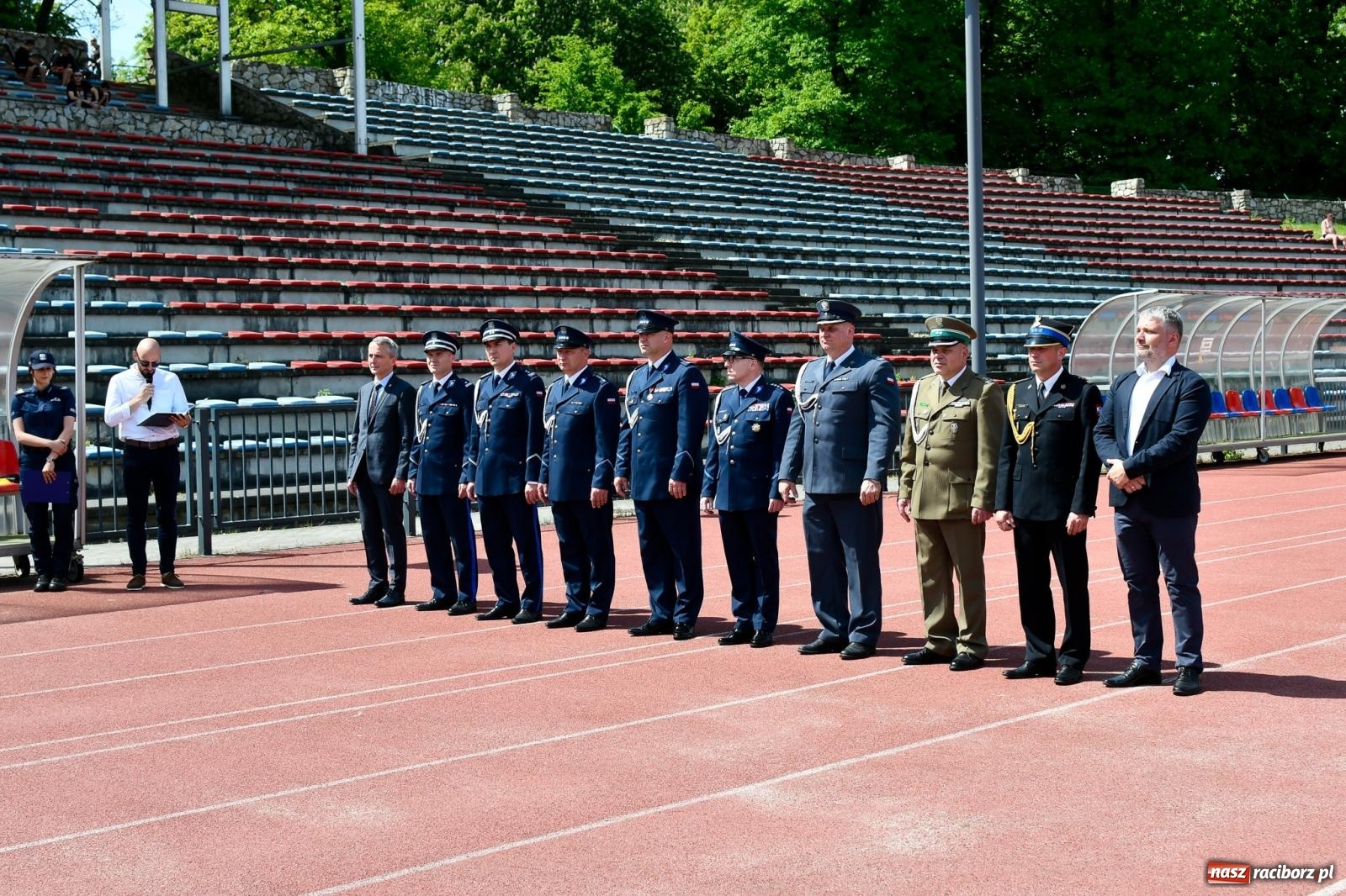 Zdjęcie w galerii na portalu naszraciborz.pl: Policyjna parada na I Memoriale im. asp. Michała Kędzierskiego [FOTO i WIDEO] wiadomości z regionu