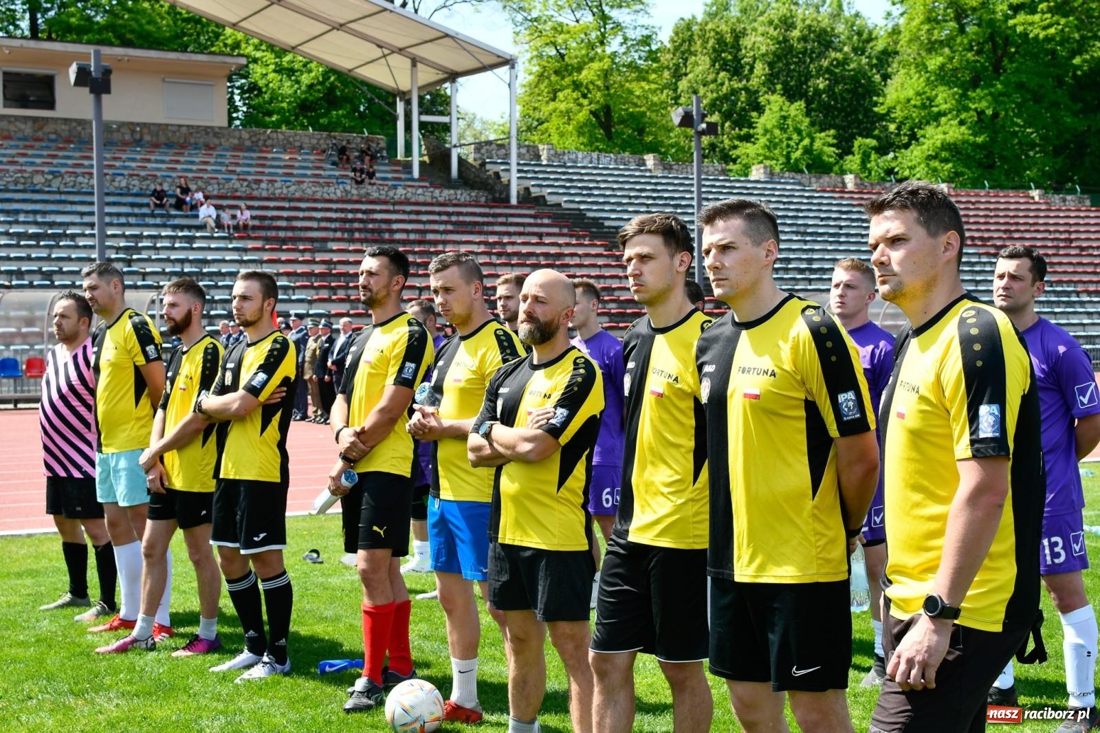 Zdjęcie w galerii na portalu naszraciborz.pl: Policyjna parada na I Memoriale im. asp. Michała Kędzierskiego [FOTO i WIDEO] wiadomości z regionu