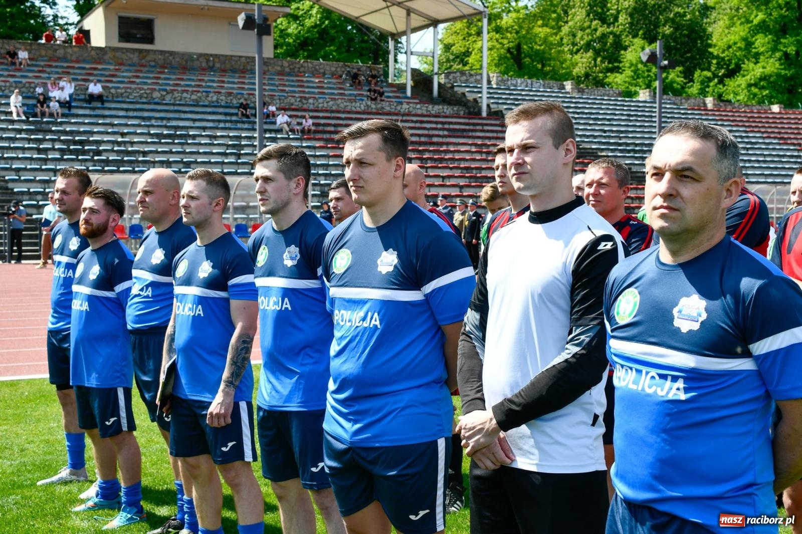 Zdjęcie w galerii na portalu naszraciborz.pl: Policyjna parada na I Memoriale im. asp. Michała Kędzierskiego [FOTO i WIDEO] wiadomości z regionu