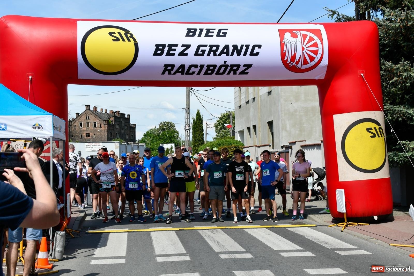 Zdjęcie w galerii na portalu naszraciborz.pl: Policyjna parada na I Memoriale im. asp. Michała Kędzierskiego [FOTO i WIDEO] wiadomości z regionu