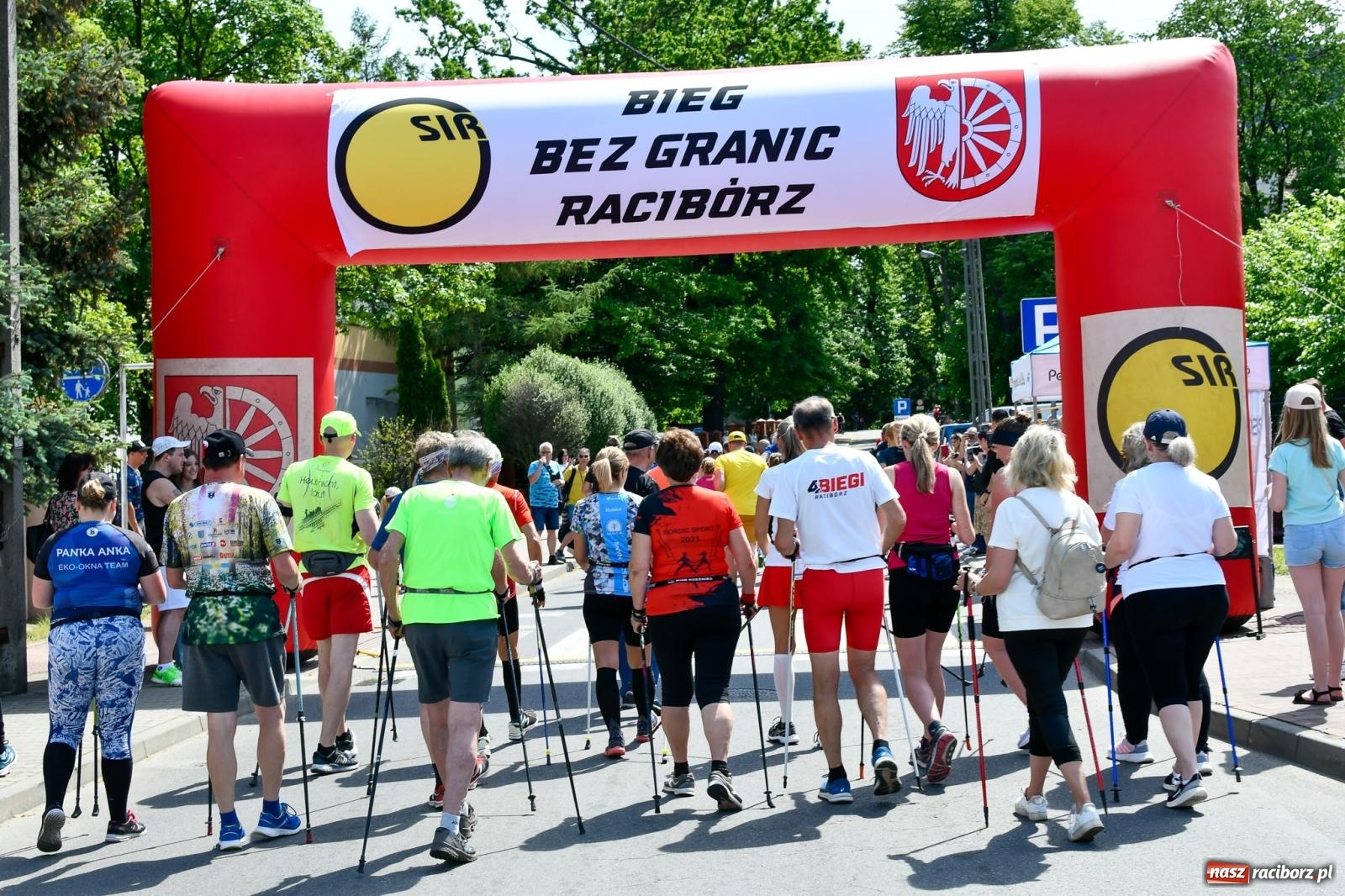 Zdjęcie w galerii na portalu naszraciborz.pl: Policyjna parada na I Memoriale im. asp. Michała Kędzierskiego [FOTO i WIDEO] wiadomości z regionu