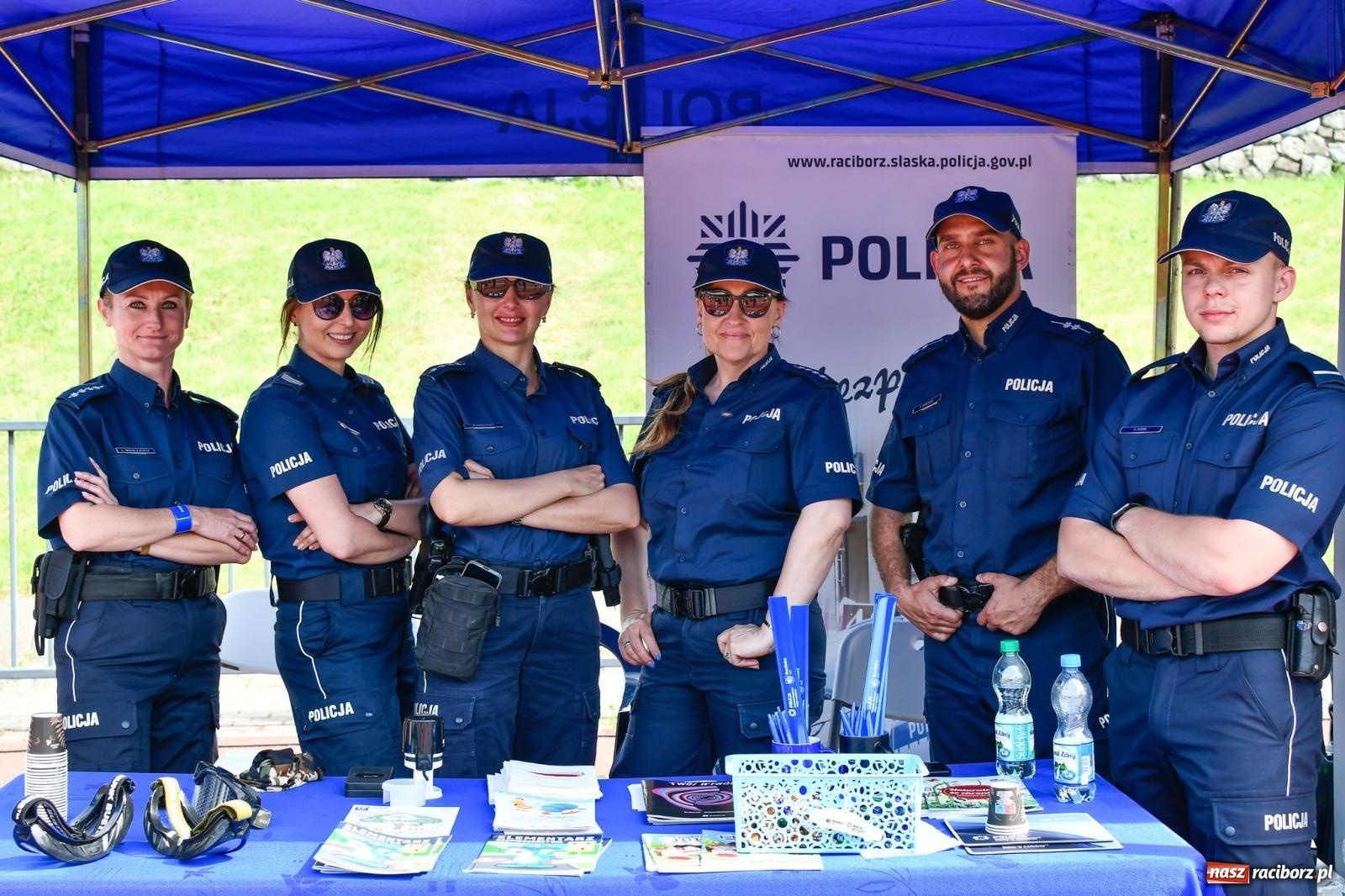 Zdjęcie w galerii na portalu naszraciborz.pl: Policyjna parada na I Memoriale im. asp. Michała Kędzierskiego [FOTO i WIDEO] wiadomości z regionu