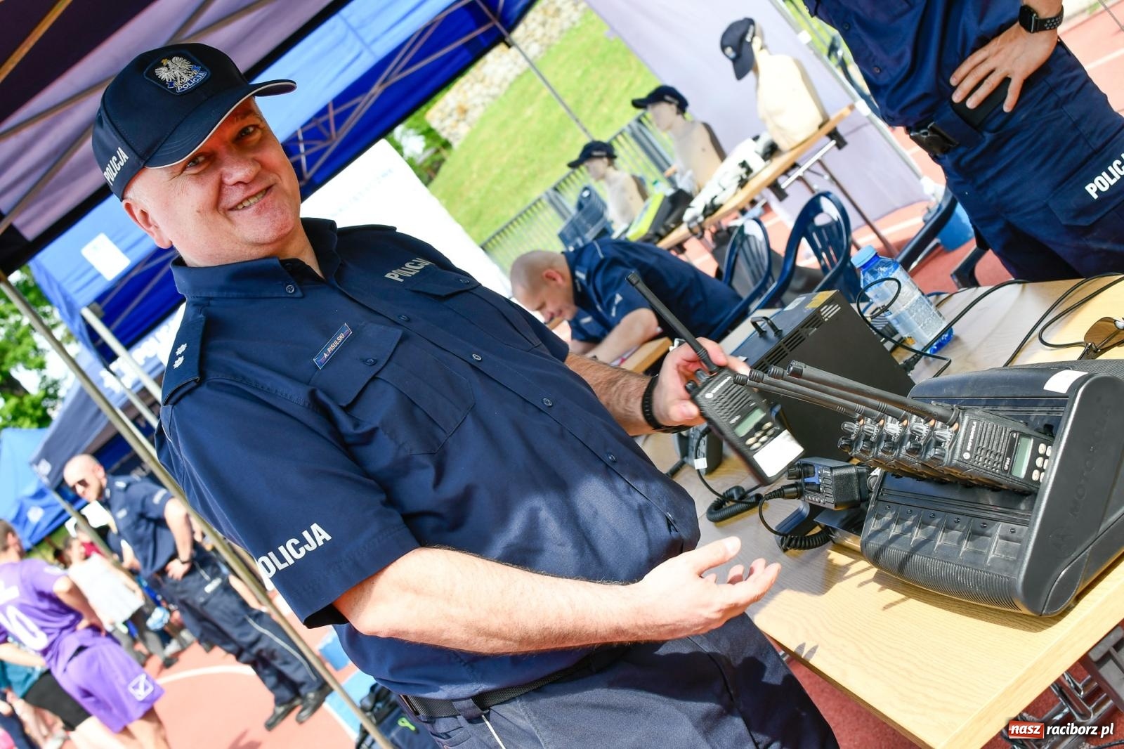 Zdjęcie w galerii na portalu naszraciborz.pl: Policyjna parada na I Memoriale im. asp. Michała Kędzierskiego [FOTO i WIDEO] wiadomości z regionu