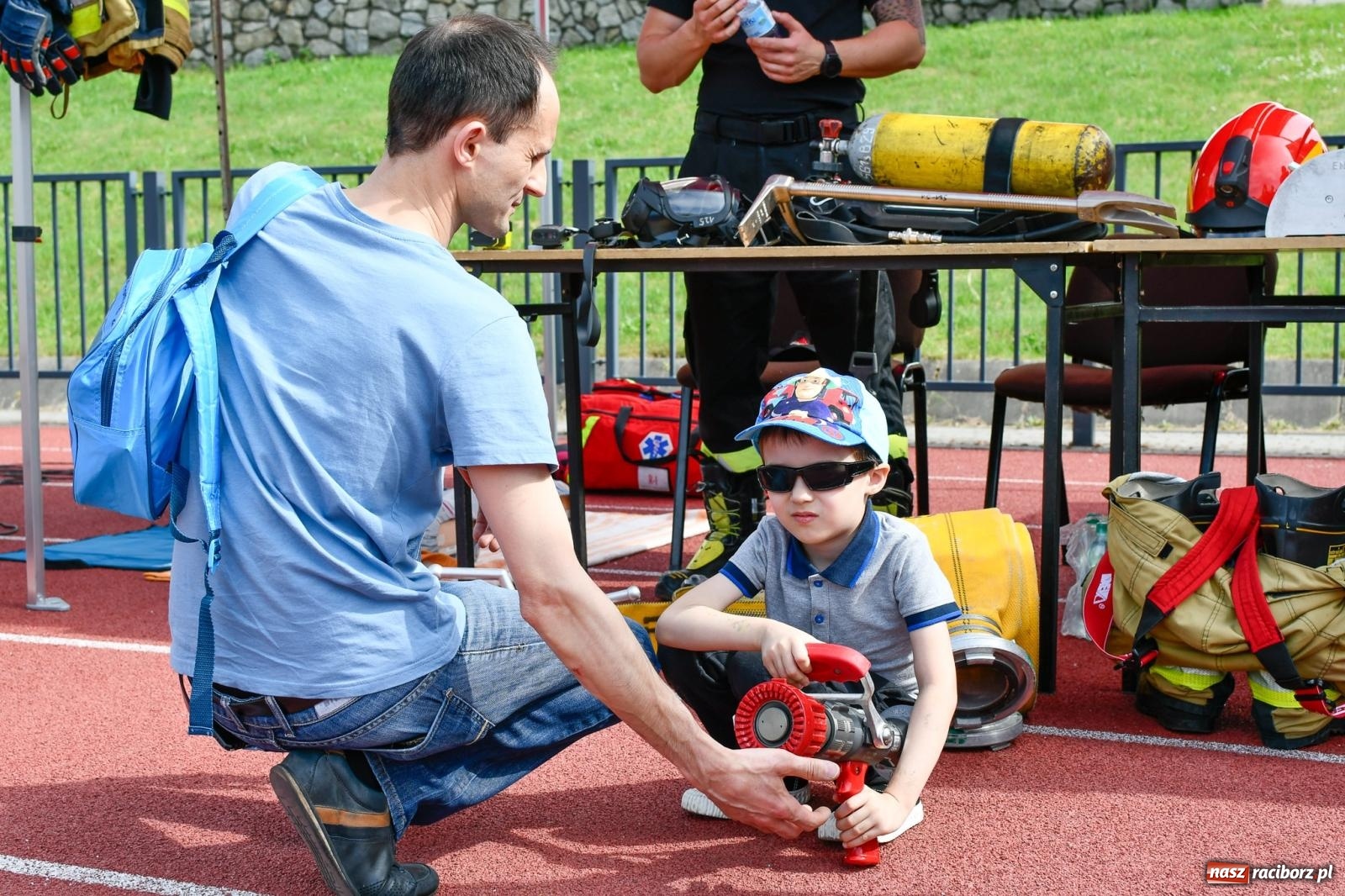 Zdjęcie w galerii na portalu naszraciborz.pl: Policyjna parada na I Memoriale im. asp. Michała Kędzierskiego [FOTO i WIDEO] wiadomości z regionu