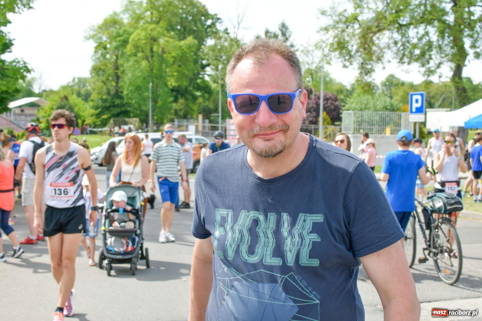 Zdjęcie w galerii na portalu naszraciborz.pl: Mateusz Mrówka wygrał XVI Bieg bez Granic [FOTO i WIDEO] wiadomości z regionu