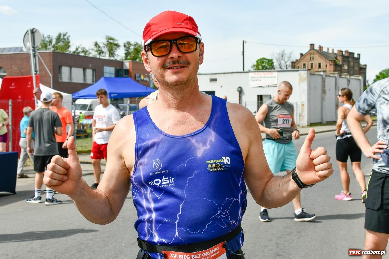 Zdjęcie w galerii na portalu naszraciborz.pl: Mateusz Mrówka wygrał XVI Bieg bez Granic [FOTO i WIDEO] wiadomości z regionu