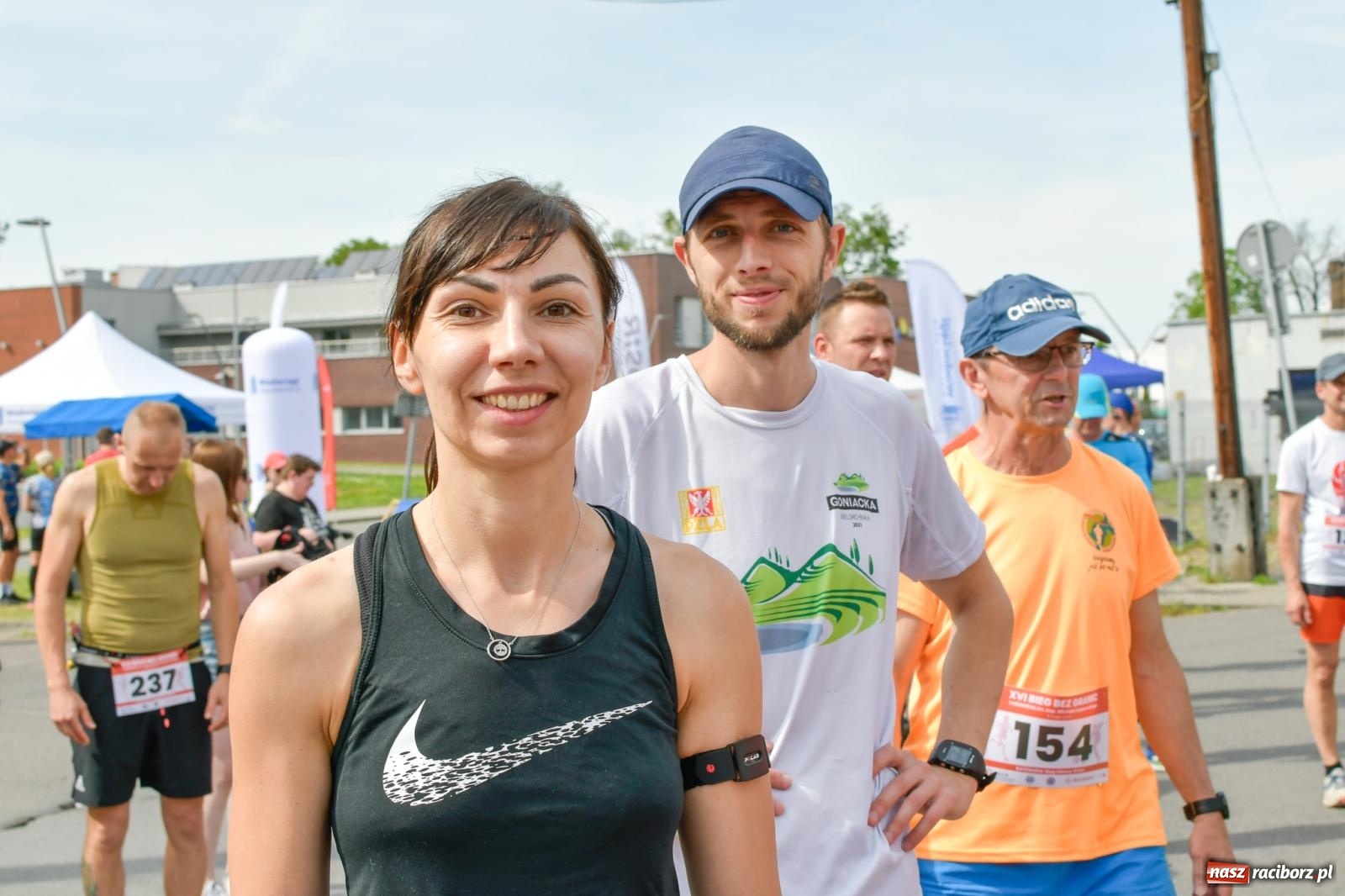 Zdjęcie w galerii na portalu naszraciborz.pl: Mateusz Mrówka wygrał XVI Bieg bez Granic [FOTO i WIDEO] wiadomości z regionu
