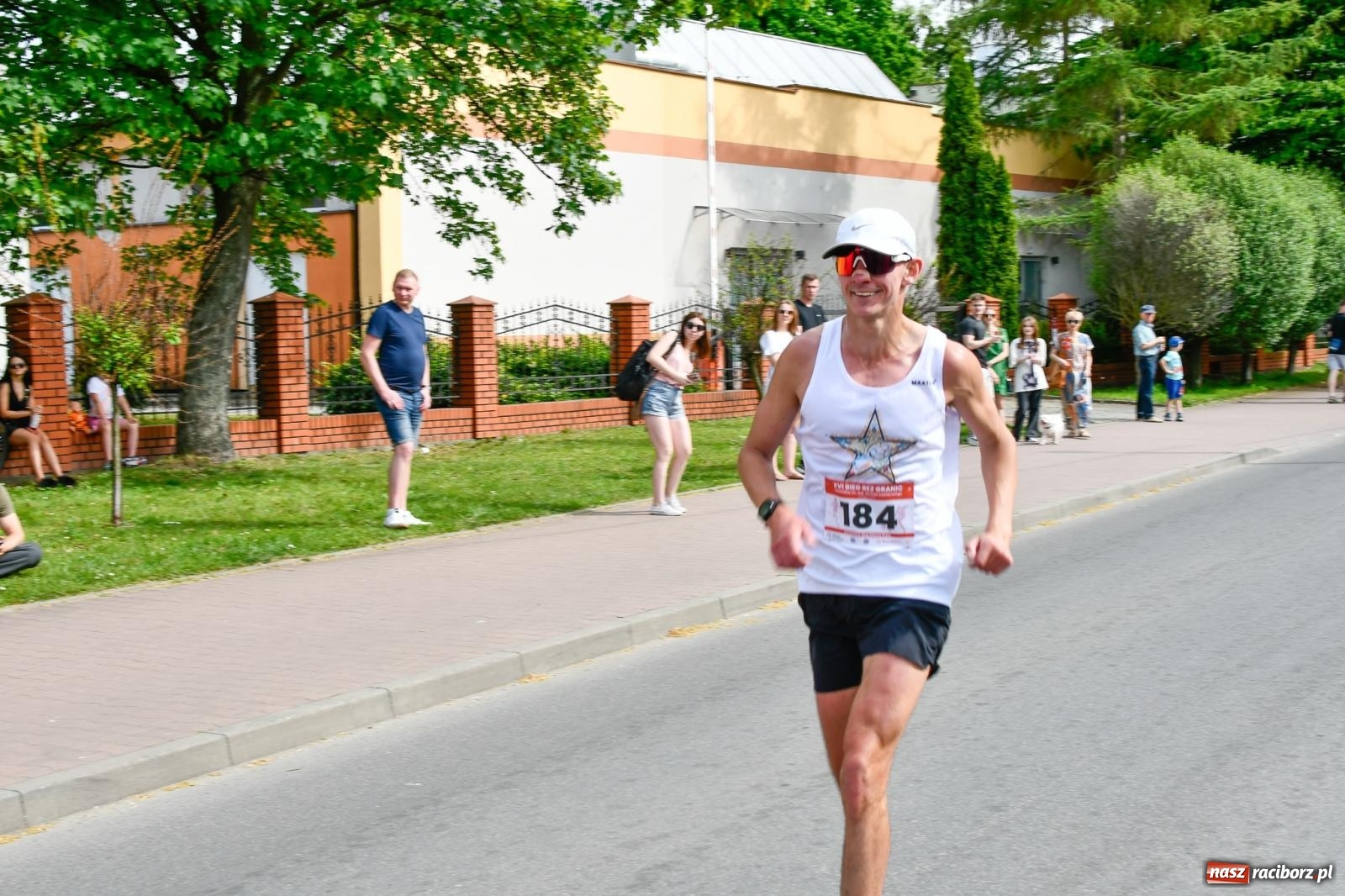 Zdjęcie w galerii na portalu naszraciborz.pl: Mateusz Mrówka wygrał XVI Bieg bez Granic [FOTO i WIDEO] wiadomości z regionu