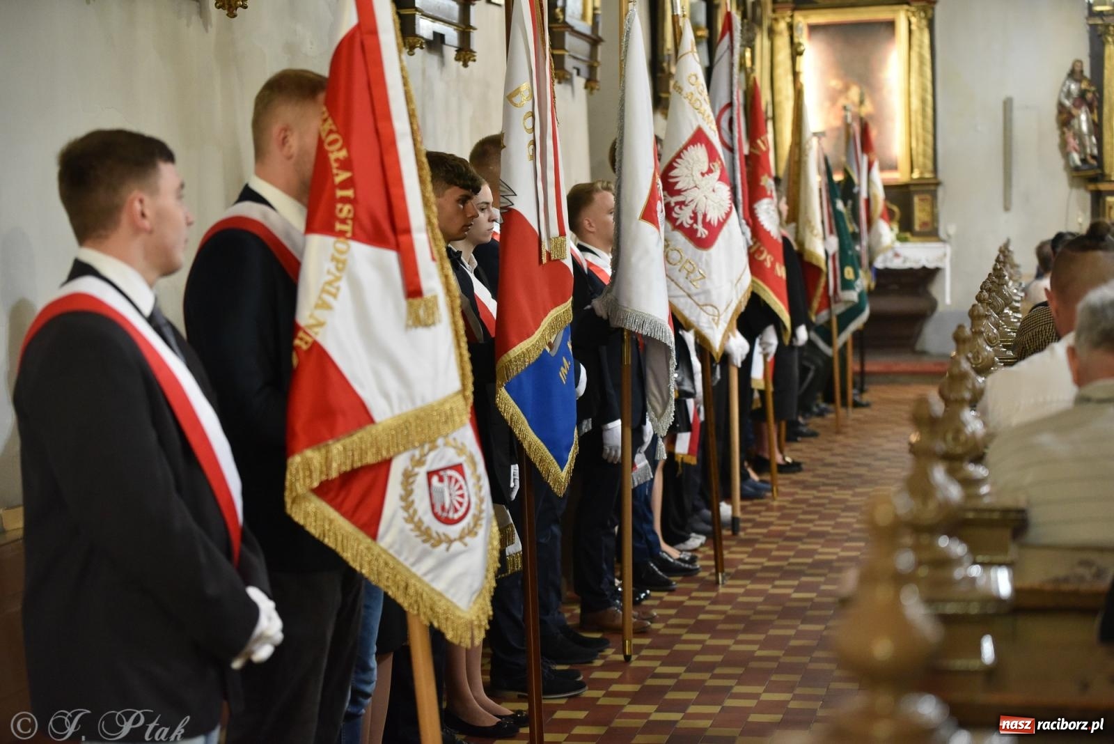 Zdjęcie w galerii na portalu naszraciborz.pl: Radosna patriotyczna majówka w Raciborzu [FOTO i WIDEO] wiadomości z regionu
