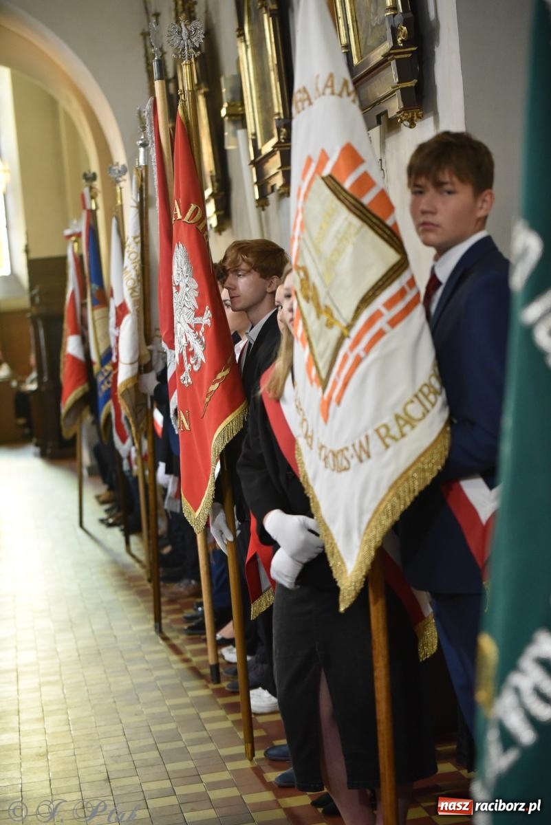 Zdjęcie w galerii na portalu naszraciborz.pl: Radosna patriotyczna majówka w Raciborzu [FOTO i WIDEO] wiadomości z regionu