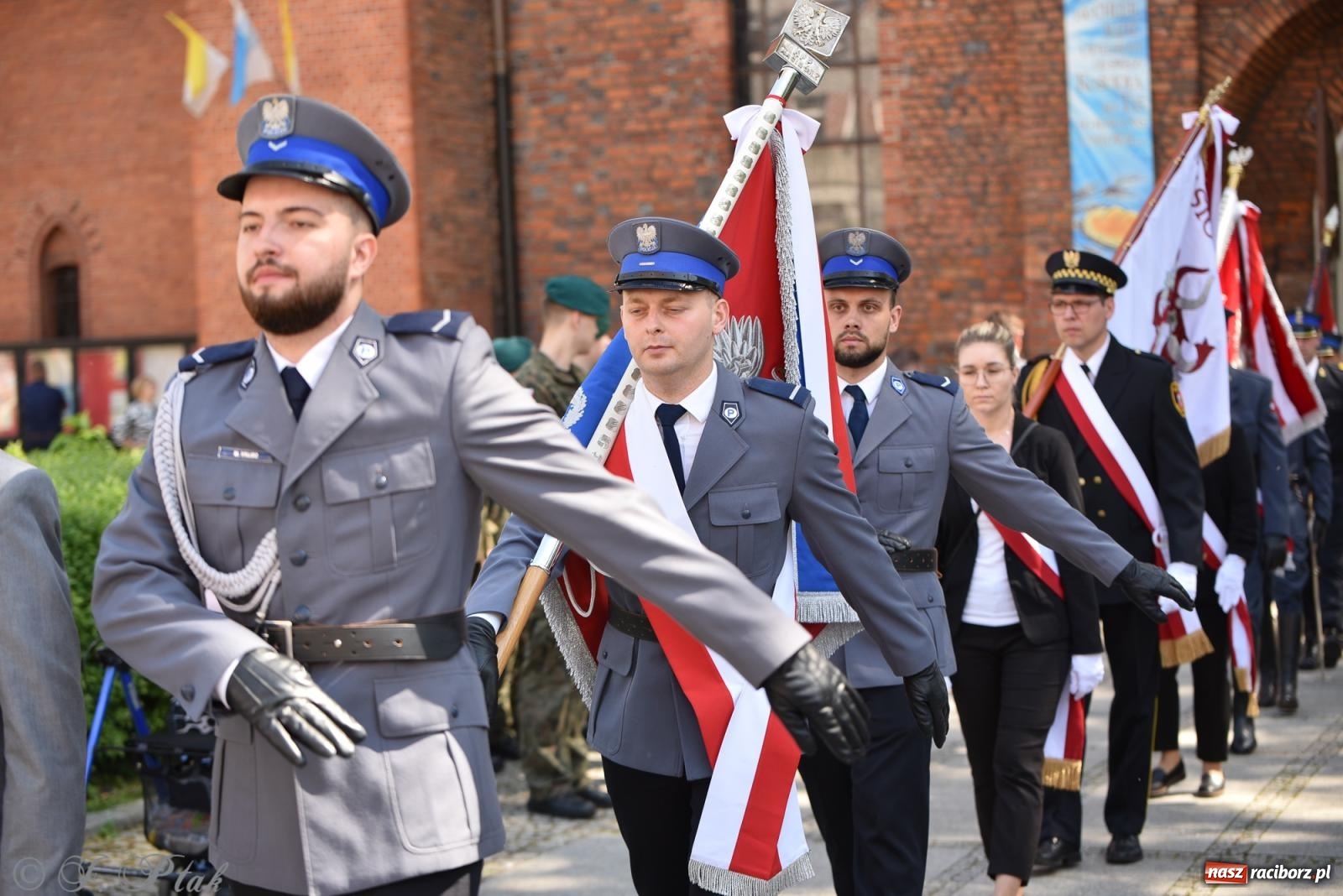 Zdjęcie w galerii na portalu naszraciborz.pl: Radosna patriotyczna majówka w Raciborzu [FOTO i WIDEO] wiadomości z regionu
