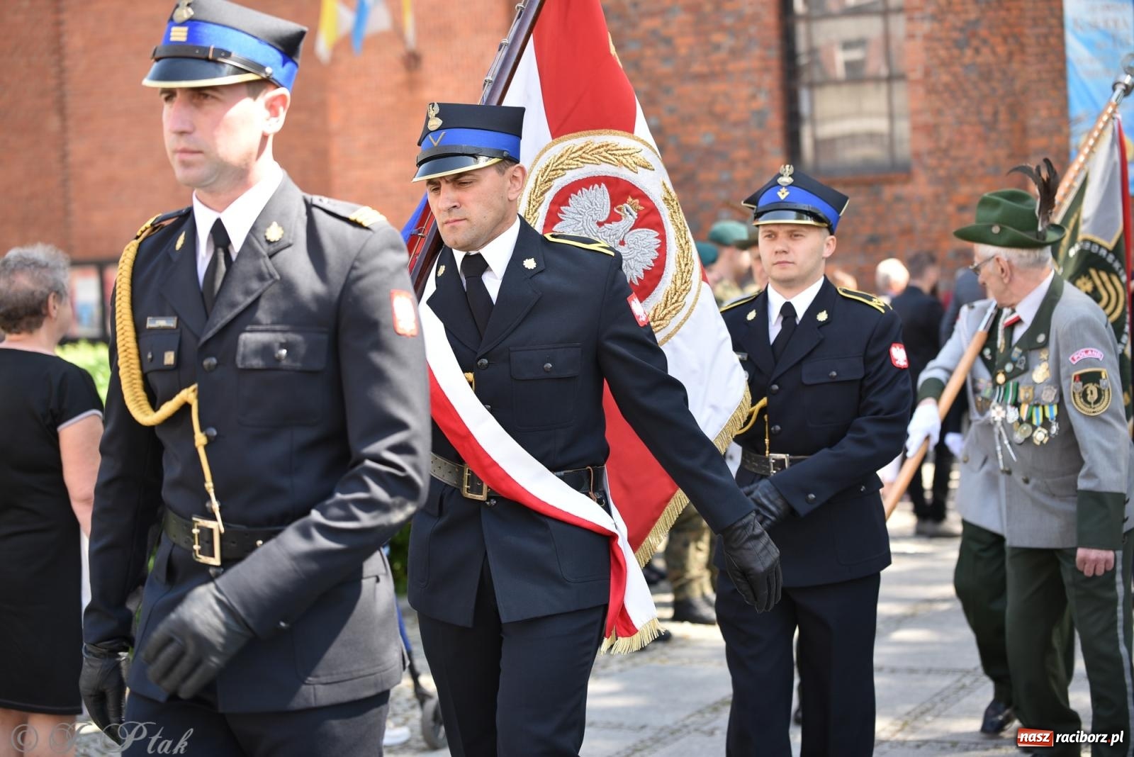 Zdjęcie w galerii na portalu naszraciborz.pl: Radosna patriotyczna majówka w Raciborzu [FOTO i WIDEO] wiadomości z regionu