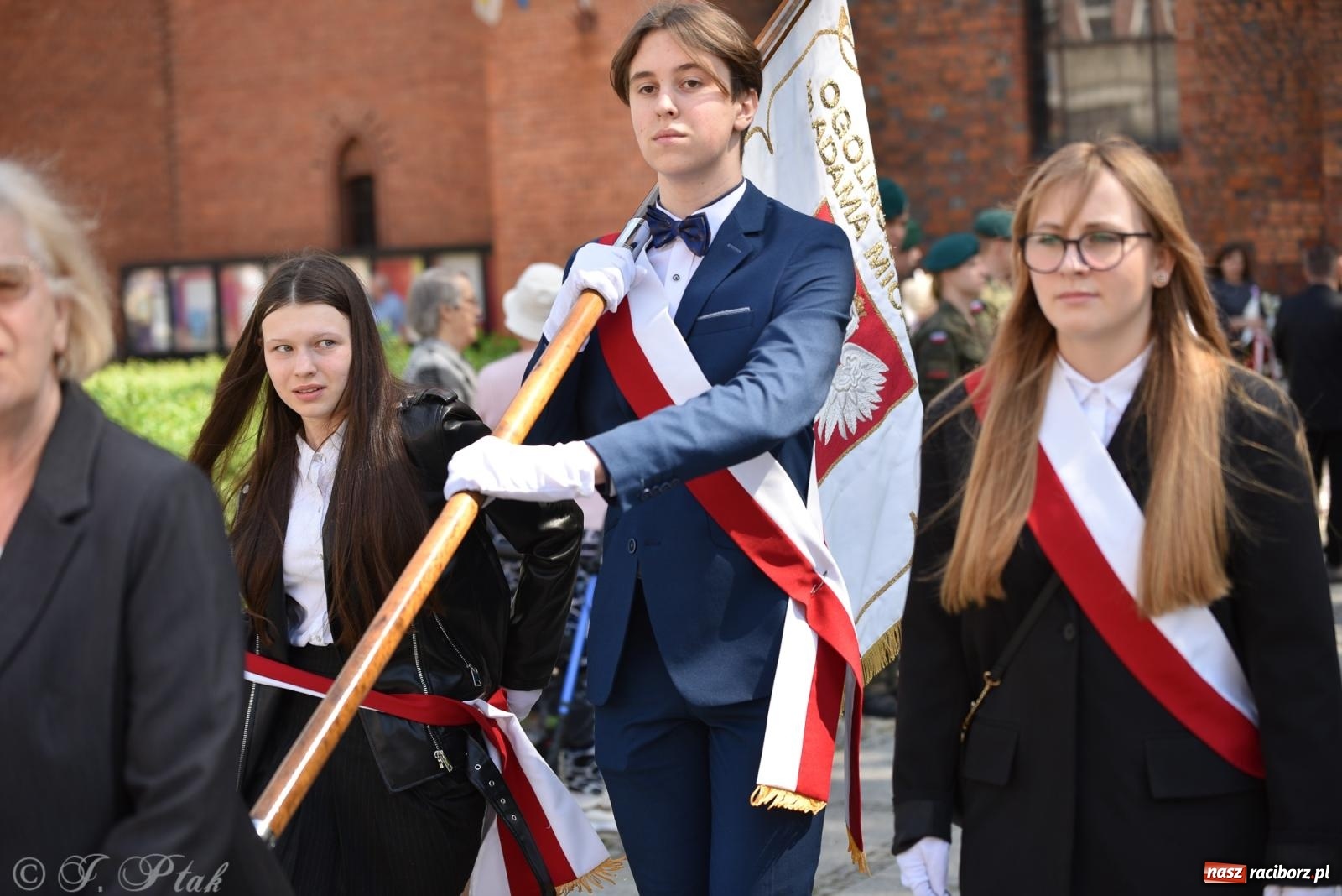 Zdjęcie w galerii na portalu naszraciborz.pl: Radosna patriotyczna majówka w Raciborzu [FOTO i WIDEO] wiadomości z regionu