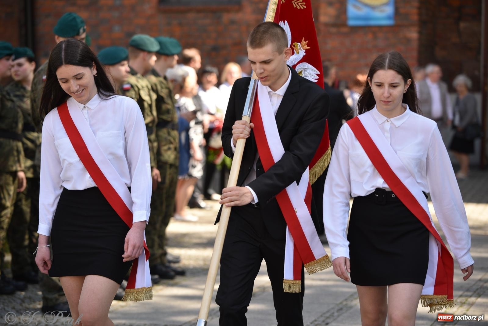 Zdjęcie w galerii na portalu naszraciborz.pl: Radosna patriotyczna majówka w Raciborzu [FOTO i WIDEO] wiadomości z regionu