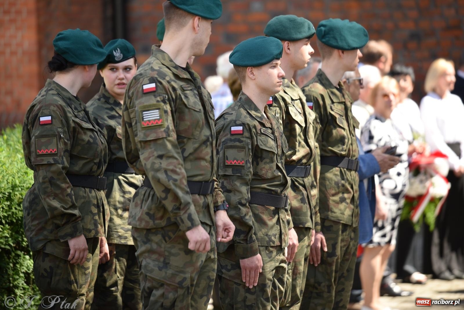 Zdjęcie w galerii na portalu naszraciborz.pl: Radosna patriotyczna majówka w Raciborzu [FOTO i WIDEO] wiadomości z regionu