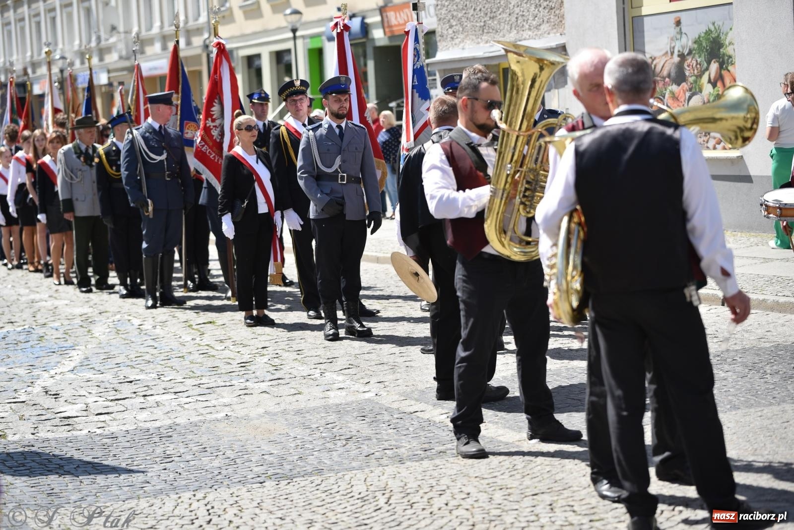 Zdjęcie w galerii na portalu naszraciborz.pl: Radosna patriotyczna majówka w Raciborzu [FOTO i WIDEO] wiadomości z regionu