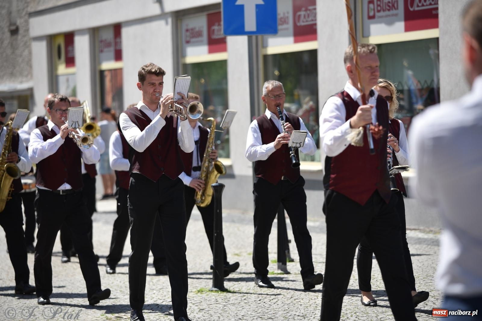 Zdjęcie w galerii na portalu naszraciborz.pl: Radosna patriotyczna majówka w Raciborzu [FOTO i WIDEO] wiadomości z regionu
