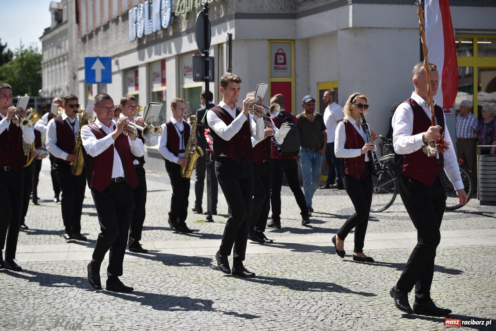 Zdjęcie w galerii na portalu naszraciborz.pl: Radosna patriotyczna majówka w Raciborzu [FOTO i WIDEO] wiadomości z regionu