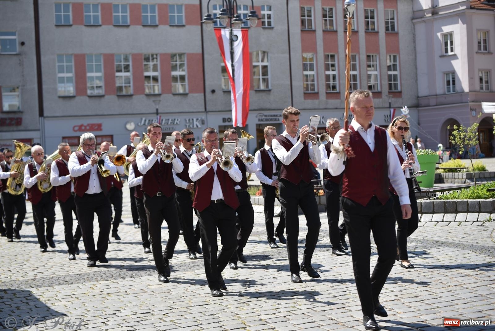 Zdjęcie w galerii na portalu naszraciborz.pl: Radosna patriotyczna majówka w Raciborzu [FOTO i WIDEO] wiadomości z regionu