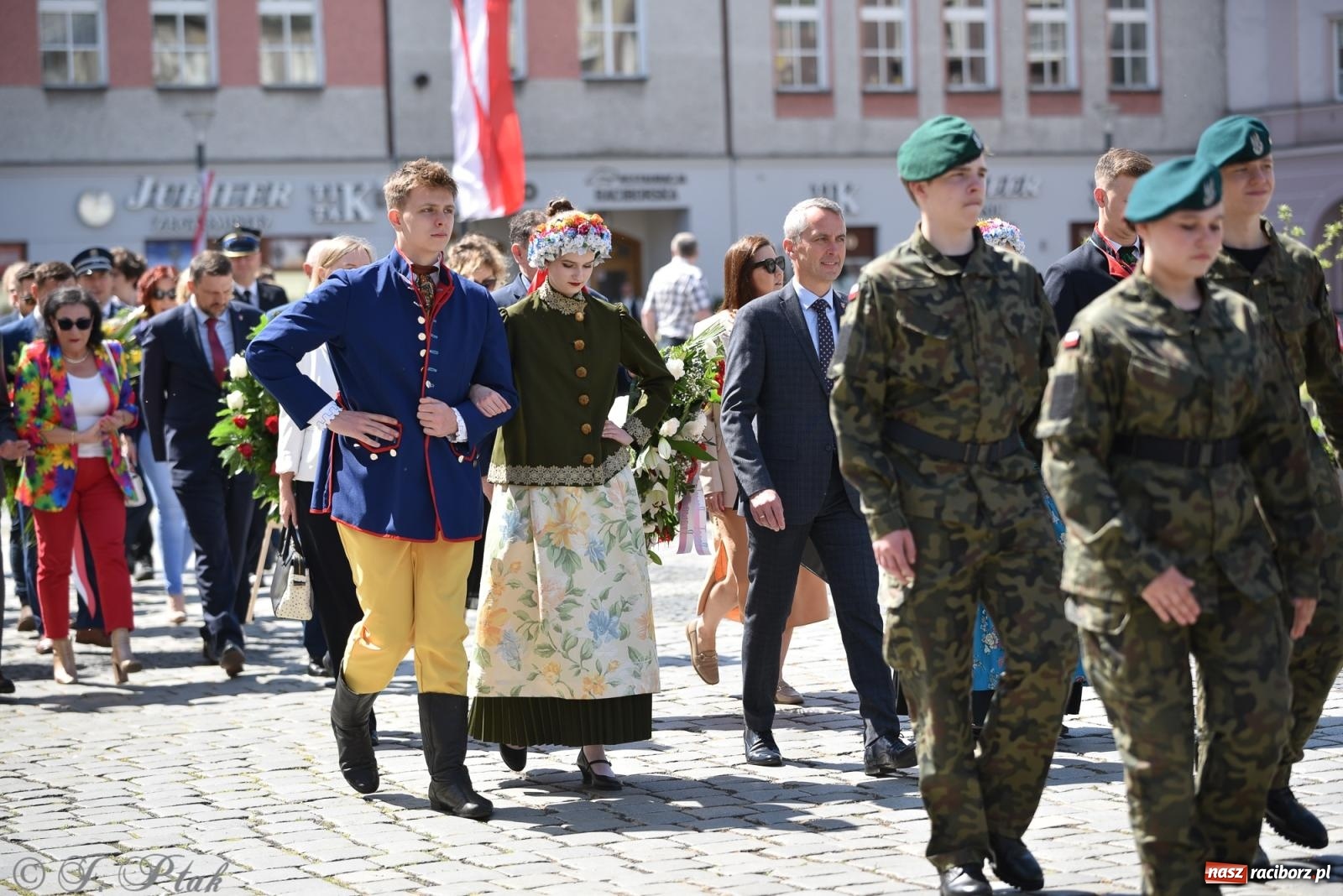 Zdjęcie w galerii na portalu naszraciborz.pl: Radosna patriotyczna majówka w Raciborzu [FOTO i WIDEO] wiadomości z regionu