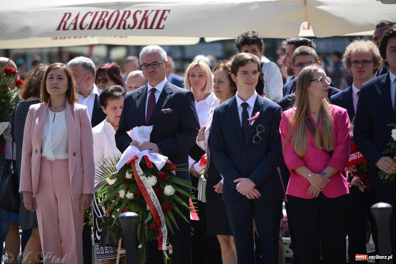 Zdjęcie w galerii na portalu naszraciborz.pl: Radosna patriotyczna majówka w Raciborzu [FOTO i WIDEO] wiadomości z regionu
