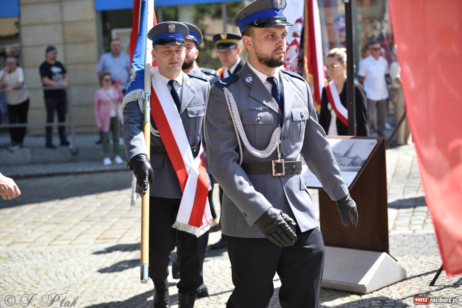 Zdjęcie w galerii na portalu naszraciborz.pl: Radosna patriotyczna majówka w Raciborzu [FOTO i WIDEO] wiadomości z regionu