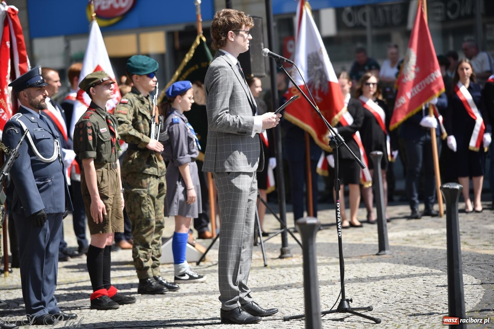 Zdjęcie w galerii na portalu naszraciborz.pl: Radosna patriotyczna majówka w Raciborzu [FOTO i WIDEO] wiadomości z regionu
