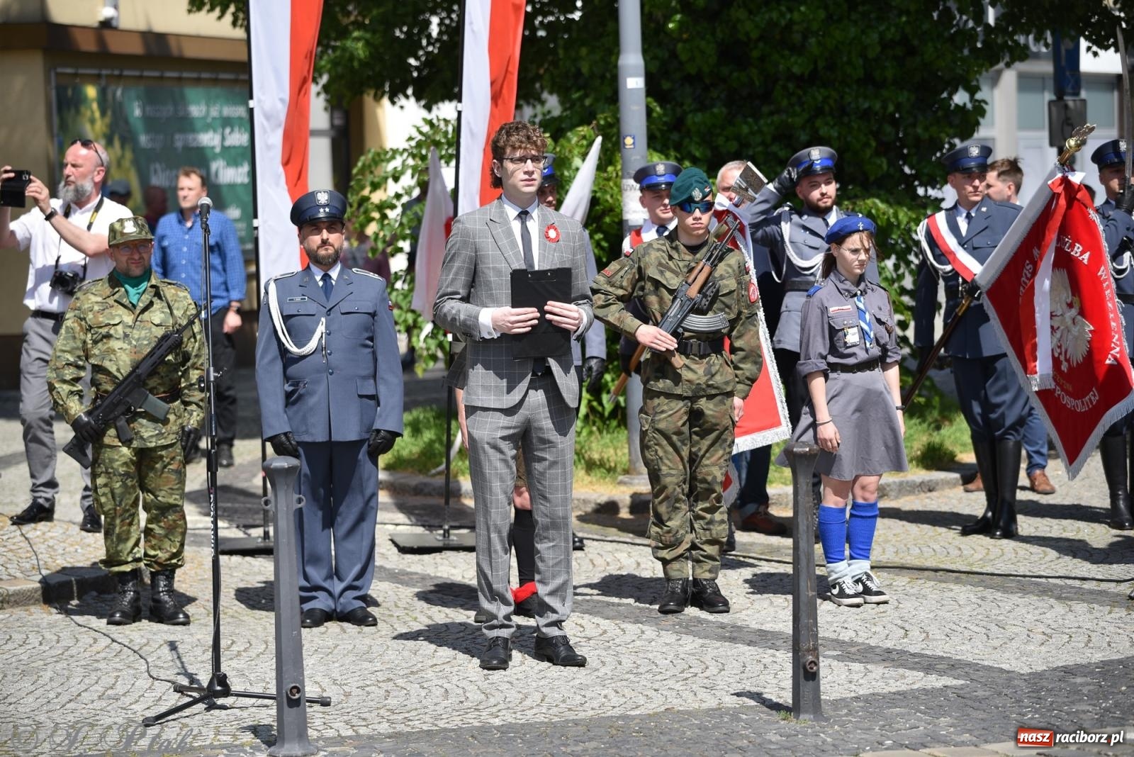 Zdjęcie w galerii na portalu naszraciborz.pl: Radosna patriotyczna majówka w Raciborzu [FOTO i WIDEO] wiadomości z regionu