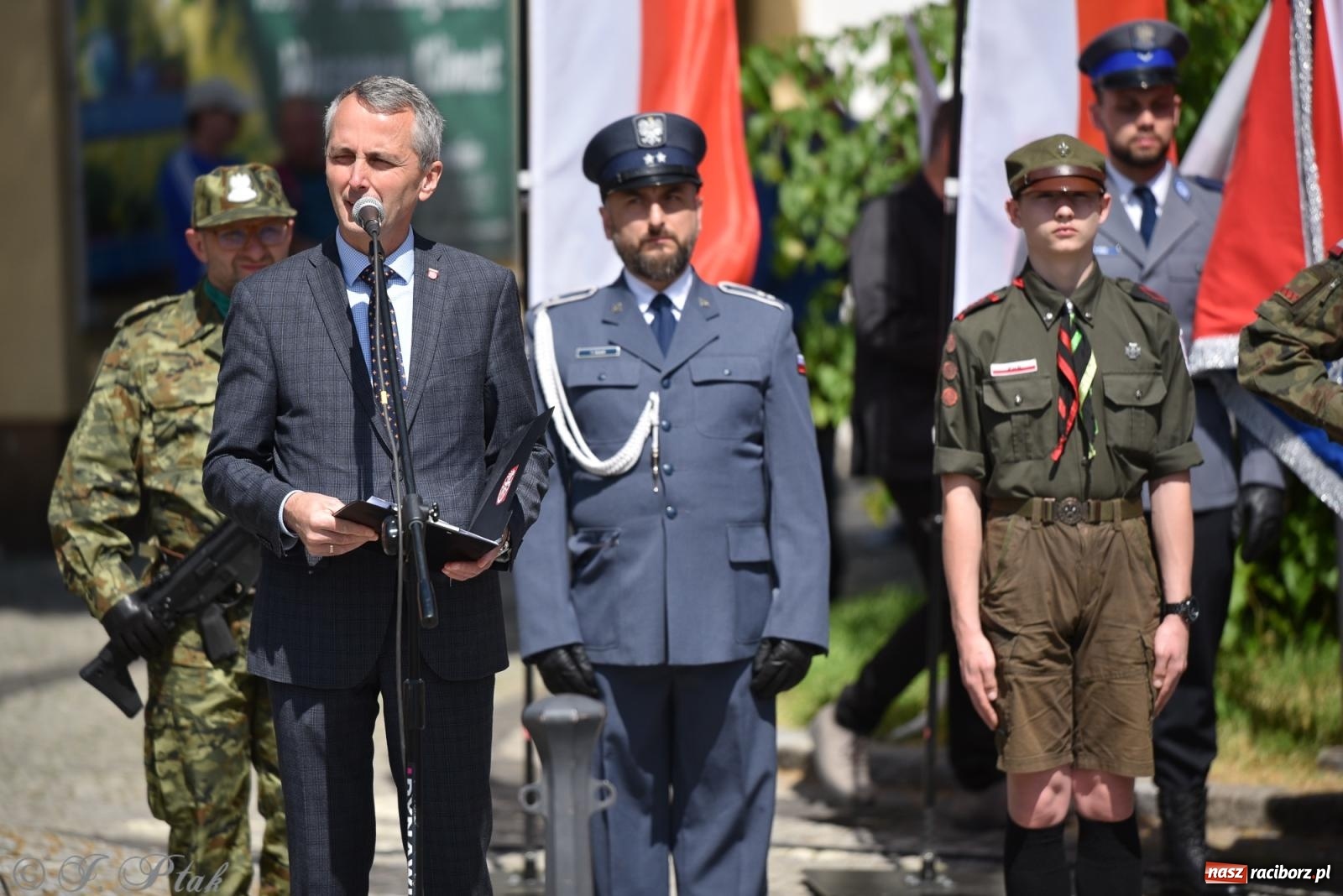 Zdjęcie w galerii na portalu naszraciborz.pl: Radosna patriotyczna majówka w Raciborzu [FOTO i WIDEO] wiadomości z regionu