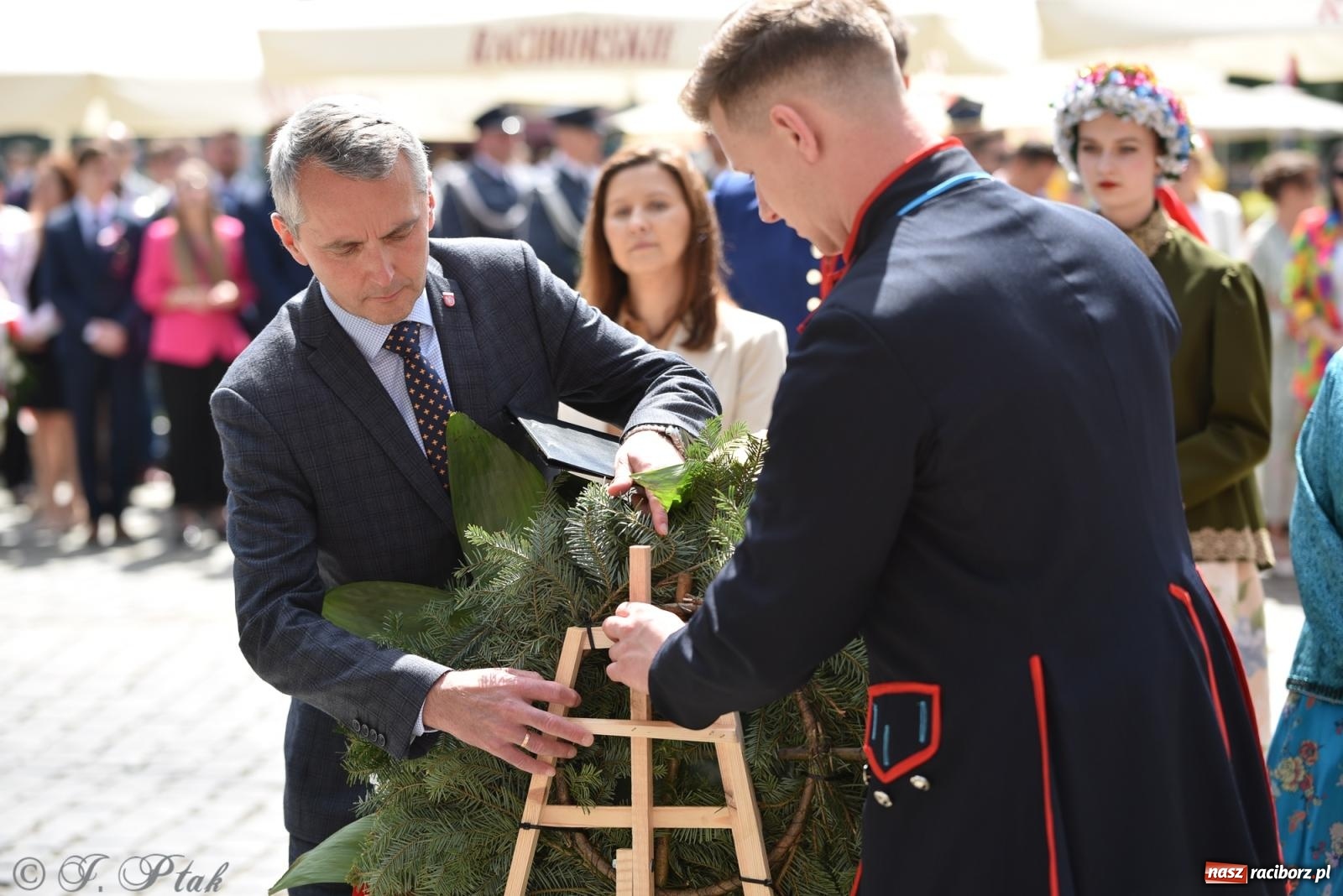 Zdjęcie w galerii na portalu naszraciborz.pl: Radosna patriotyczna majówka w Raciborzu [FOTO i WIDEO] wiadomości z regionu