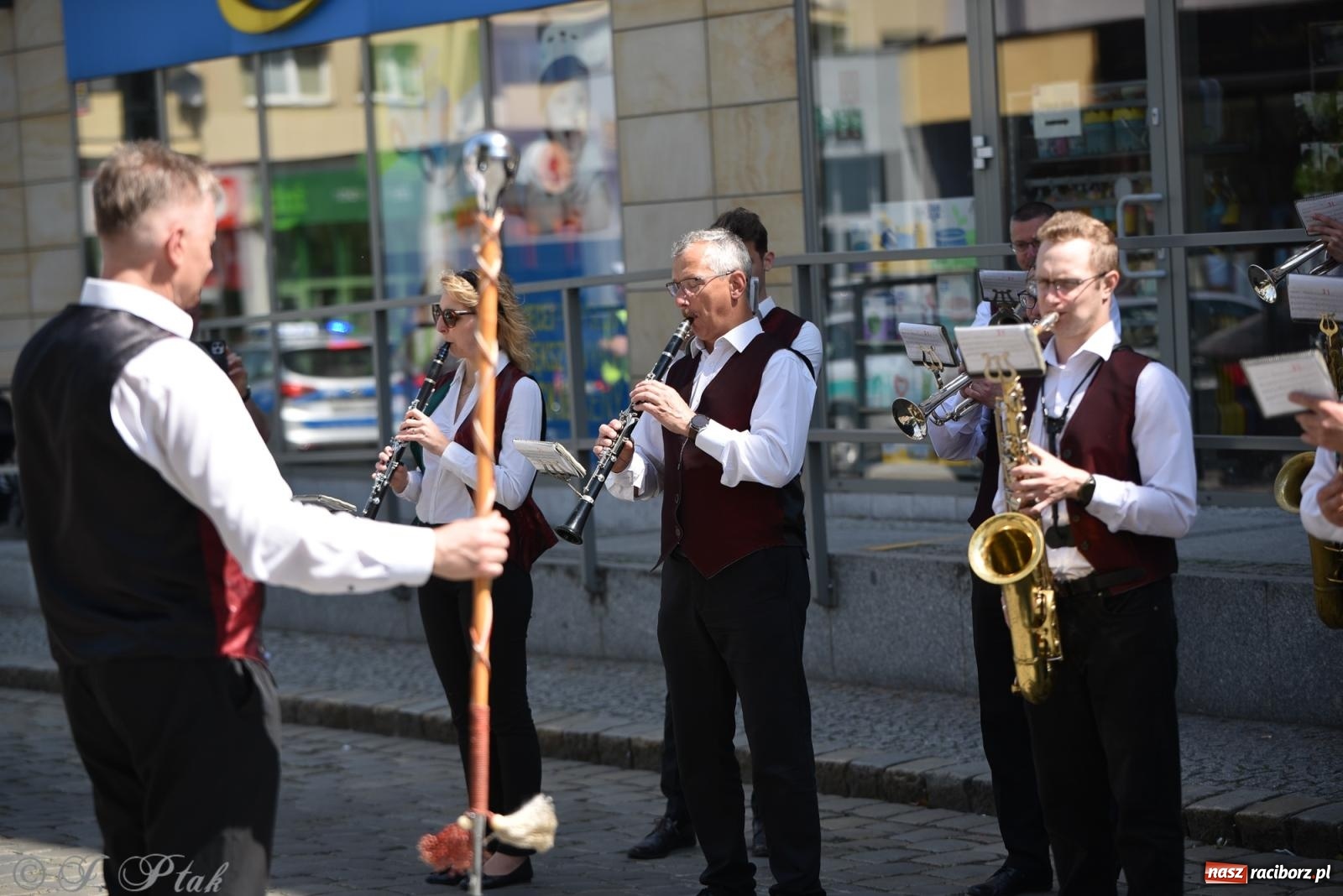 Zdjęcie w galerii na portalu naszraciborz.pl: Radosna patriotyczna majówka w Raciborzu [FOTO i WIDEO] wiadomości z regionu