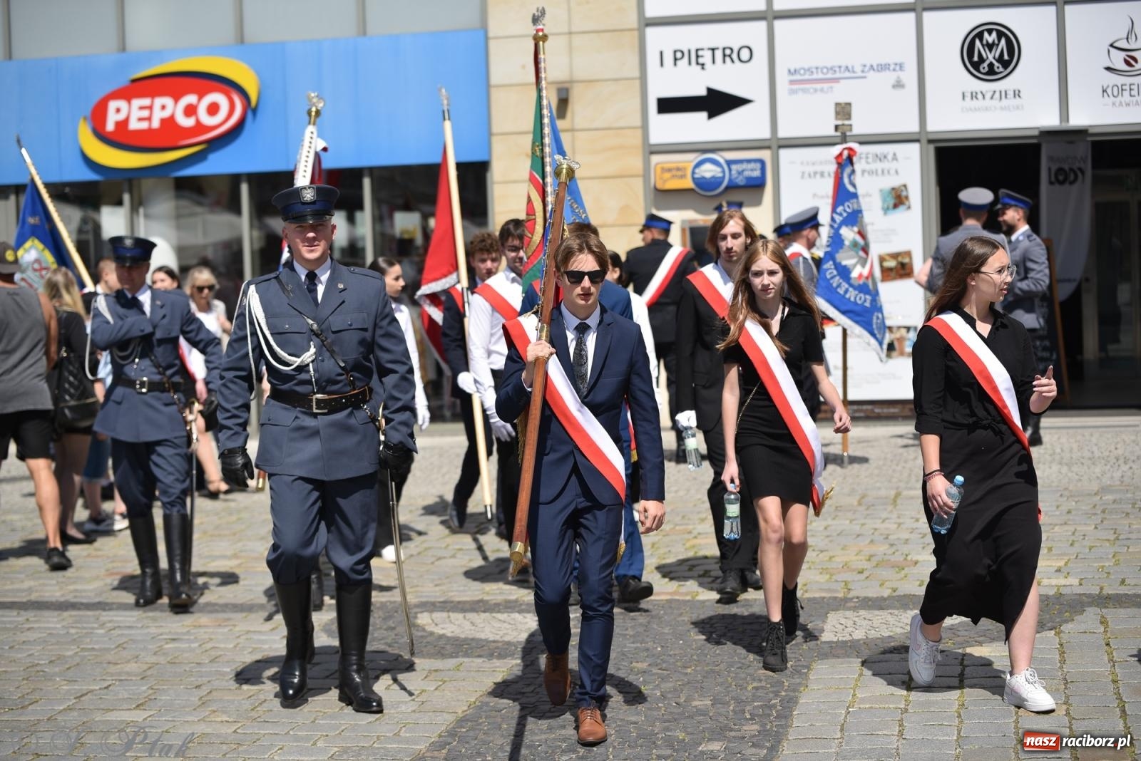 Zdjęcie w galerii na portalu naszraciborz.pl: Radosna patriotyczna majówka w Raciborzu [FOTO i WIDEO] wiadomości z regionu