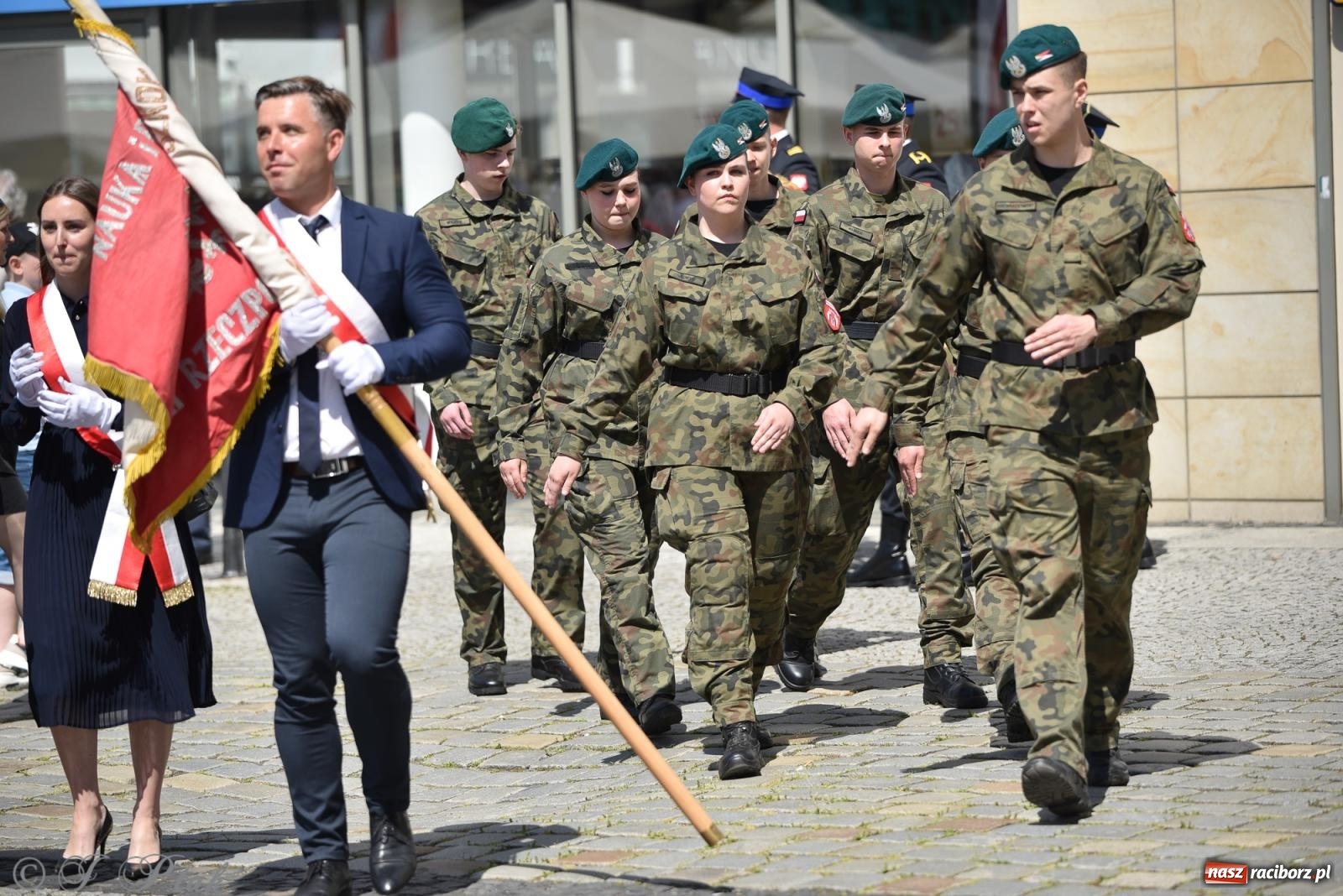 Zdjęcie w galerii na portalu naszraciborz.pl: Radosna patriotyczna majówka w Raciborzu [FOTO i WIDEO] wiadomości z regionu
