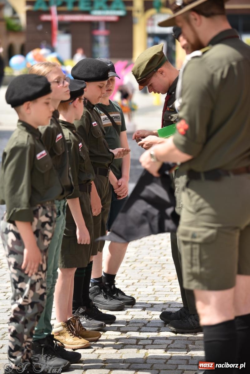 Zdjęcie w galerii na portalu naszraciborz.pl: Radosna patriotyczna majówka w Raciborzu [FOTO i WIDEO] wiadomości z regionu