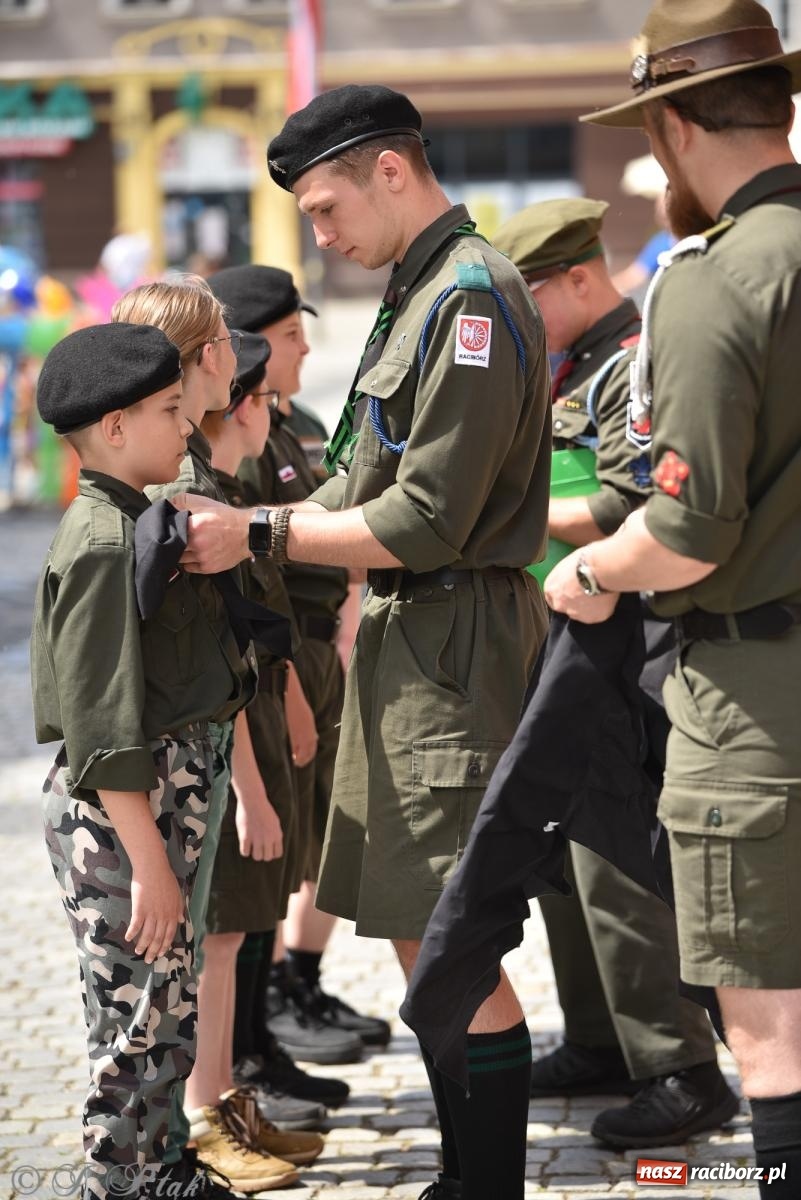 Zdjęcie w galerii na portalu naszraciborz.pl: Radosna patriotyczna majówka w Raciborzu [FOTO i WIDEO] wiadomości z regionu
