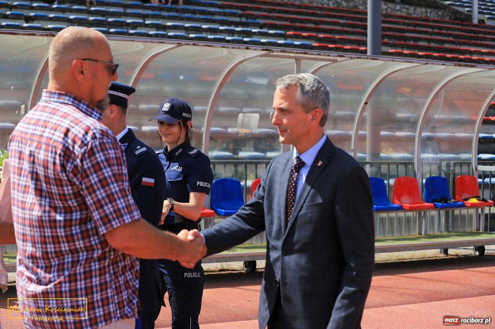 Zdjęcie w galerii na portalu naszraciborz.pl: Policyjny Memoriał i Bieg bez Granic [krótsze dystanse i nordic walking] wiadomości z regionu