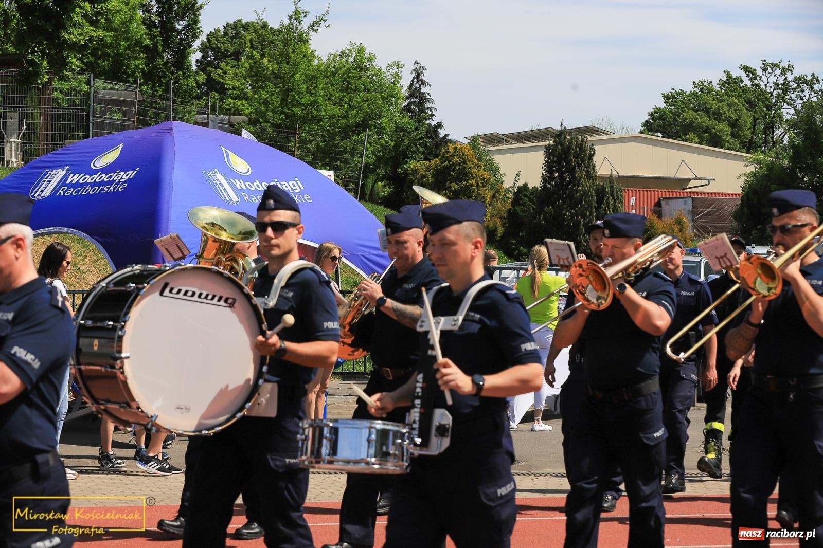 Zdjęcie w galerii na portalu naszraciborz.pl: Policyjny Memoriał i Bieg bez Granic [krótsze dystanse i nordic walking] wiadomości z regionu