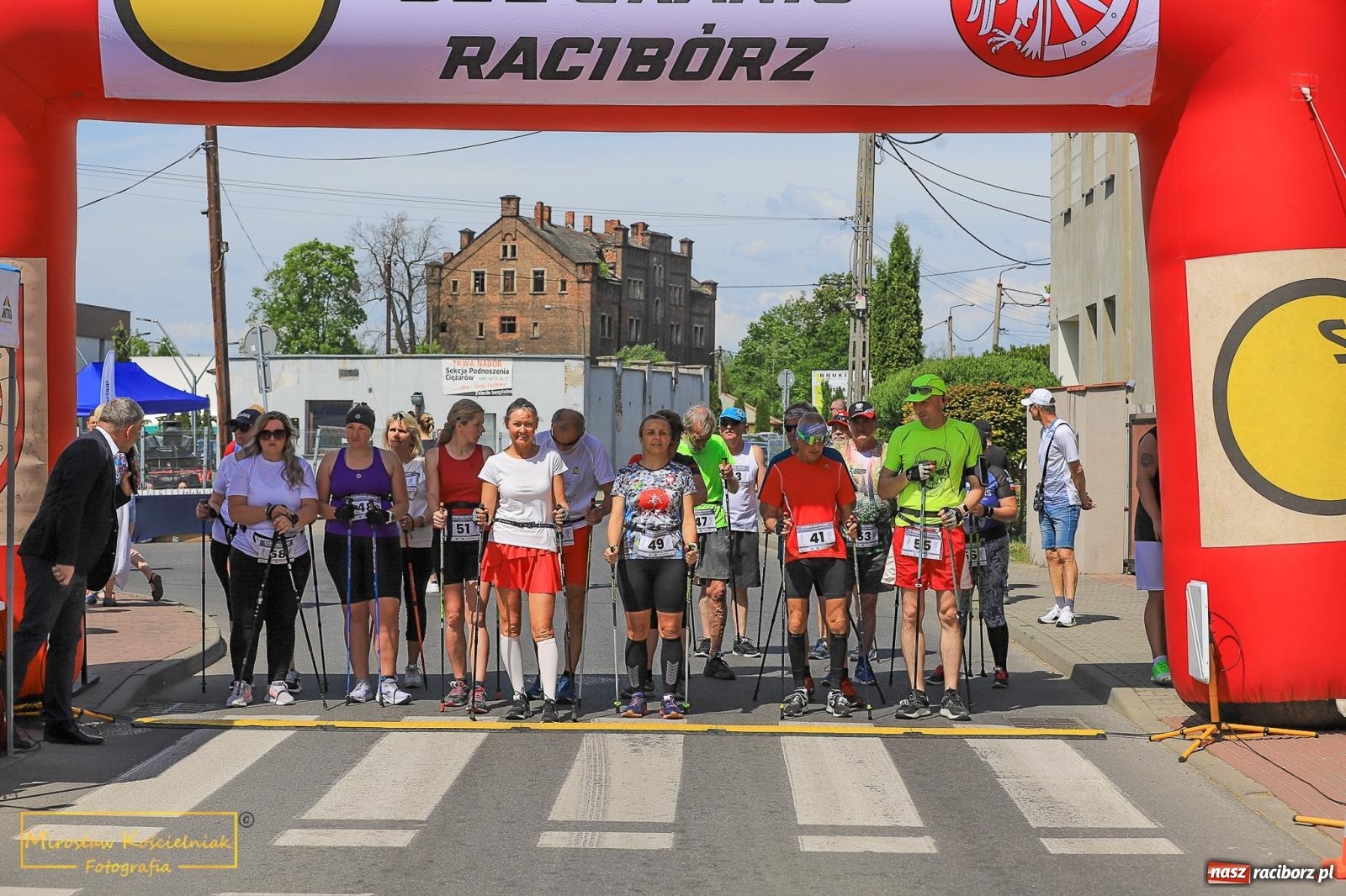 Zdjęcie w galerii na portalu naszraciborz.pl: Policyjny Memoriał i Bieg bez Granic [krótsze dystanse i nordic walking] wiadomości z regionu