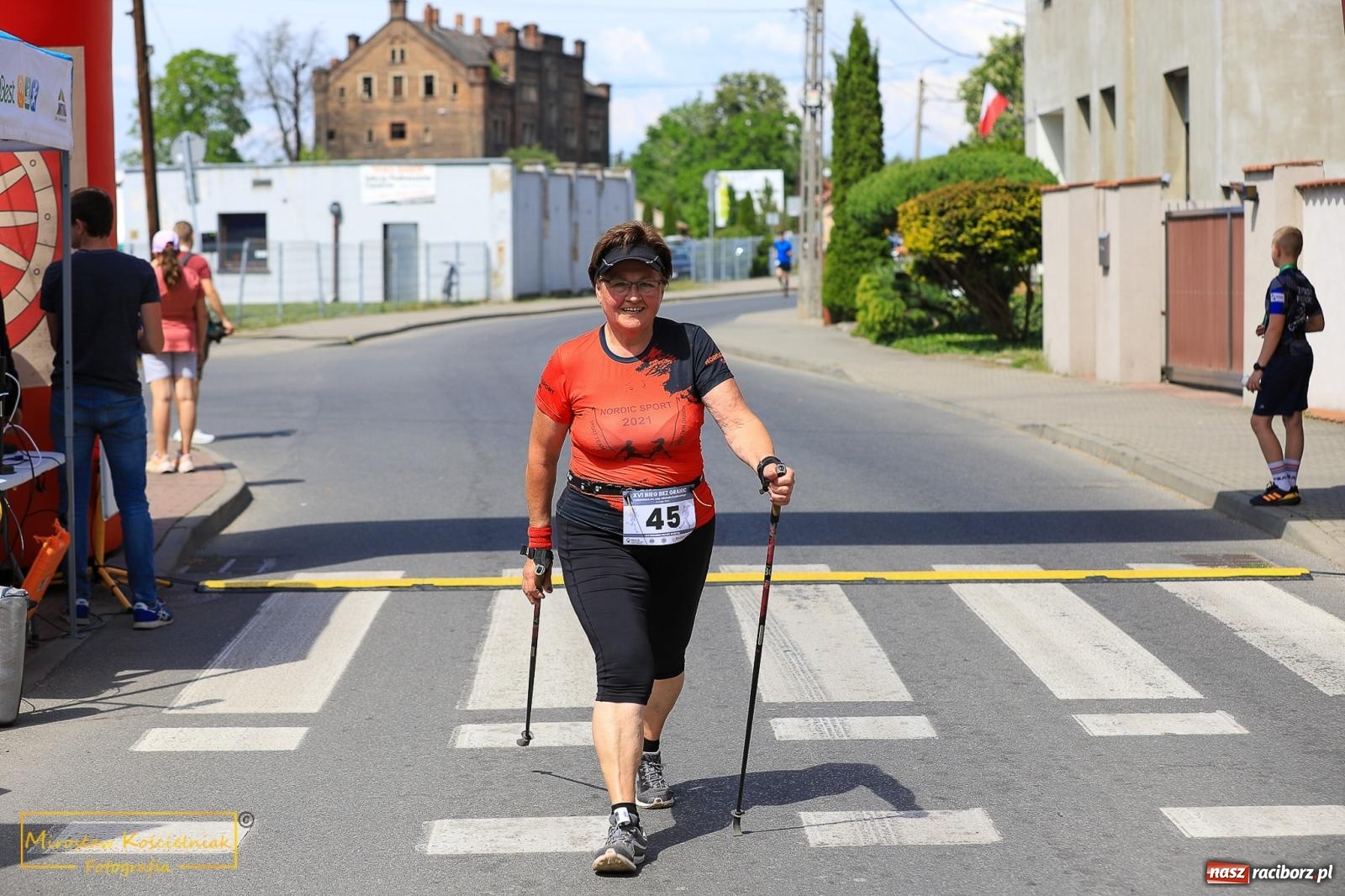 Zdjęcie w galerii na portalu naszraciborz.pl: Policyjny Memoriał i Bieg bez Granic [krótsze dystanse i nordic walking] wiadomości z regionu