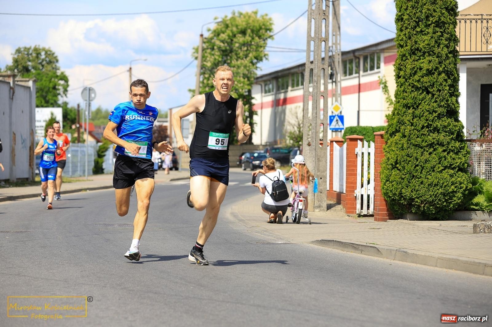 Zdjęcie w galerii na portalu naszraciborz.pl: Policyjny Memoriał i Bieg bez Granic [krótsze dystanse i nordic walking] wiadomości z regionu