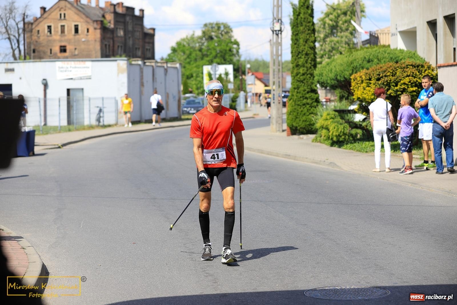 Zdjęcie w galerii na portalu naszraciborz.pl: Policyjny Memoriał i Bieg bez Granic [krótsze dystanse i nordic walking] wiadomości z regionu
