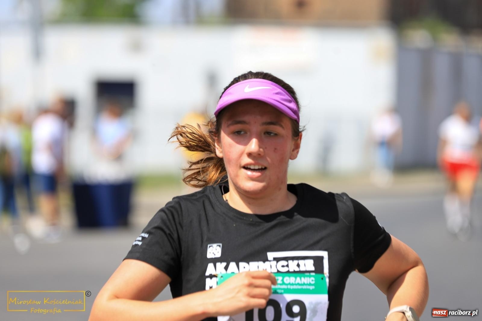 Zdjęcie w galerii na portalu naszraciborz.pl: Policyjny Memoriał i Bieg bez Granic [krótsze dystanse i nordic walking] wiadomości z regionu