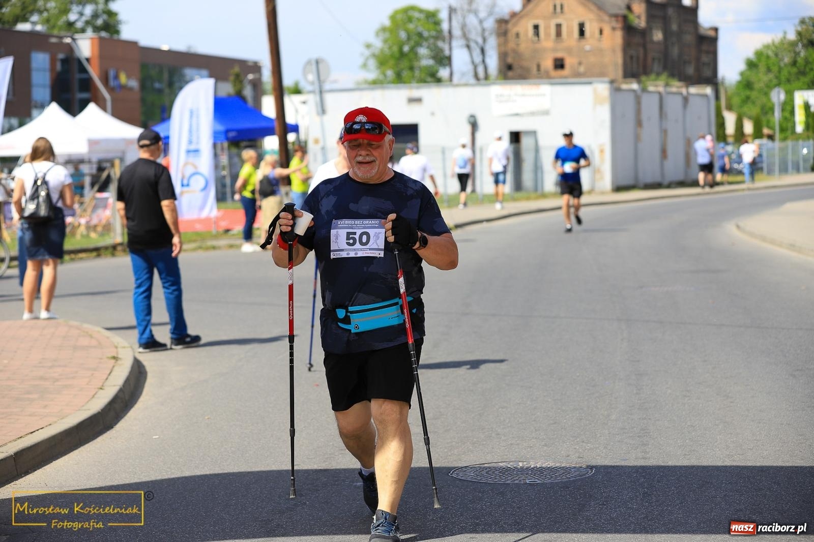 Zdjęcie w galerii na portalu naszraciborz.pl: Policyjny Memoriał i Bieg bez Granic [krótsze dystanse i nordic walking] wiadomości z regionu