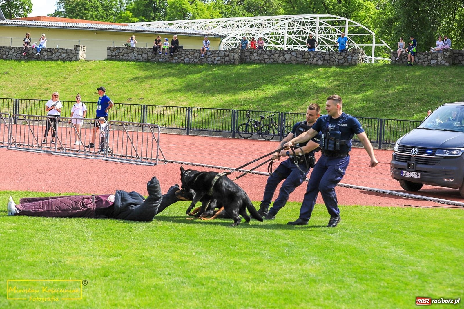 Zdjęcie w galerii na portalu naszraciborz.pl: Policyjny Memoriał i Bieg bez Granic [krótsze dystanse i nordic walking] wiadomości z regionu