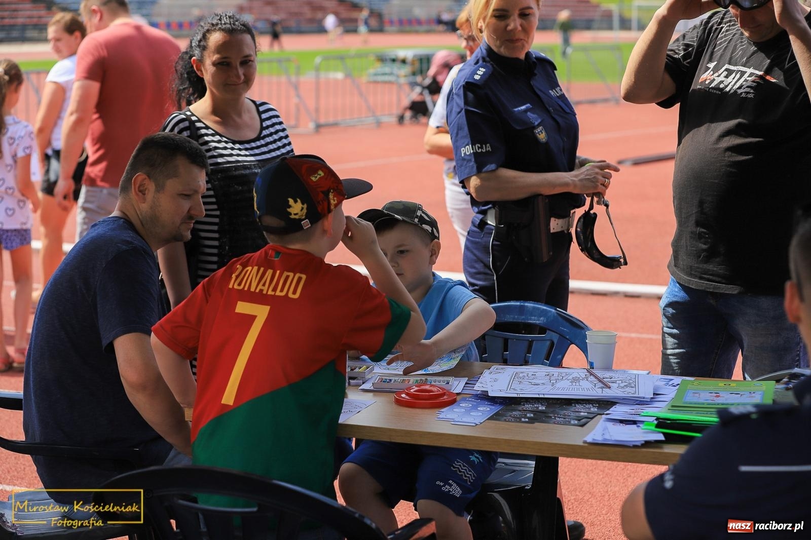 Zdjęcie w galerii na portalu naszraciborz.pl: Policyjny Memoriał i Bieg bez Granic [krótsze dystanse i nordic walking] wiadomości z regionu