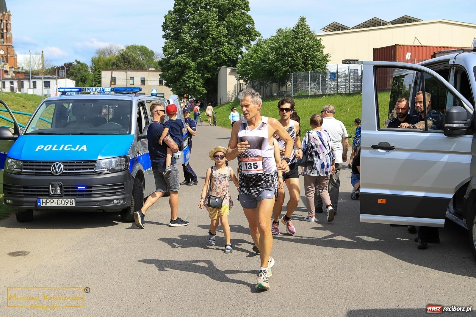 Zdjęcie w galerii na portalu naszraciborz.pl: Policyjny Memoriał i Bieg bez Granic [krótsze dystanse i nordic walking] wiadomości z regionu