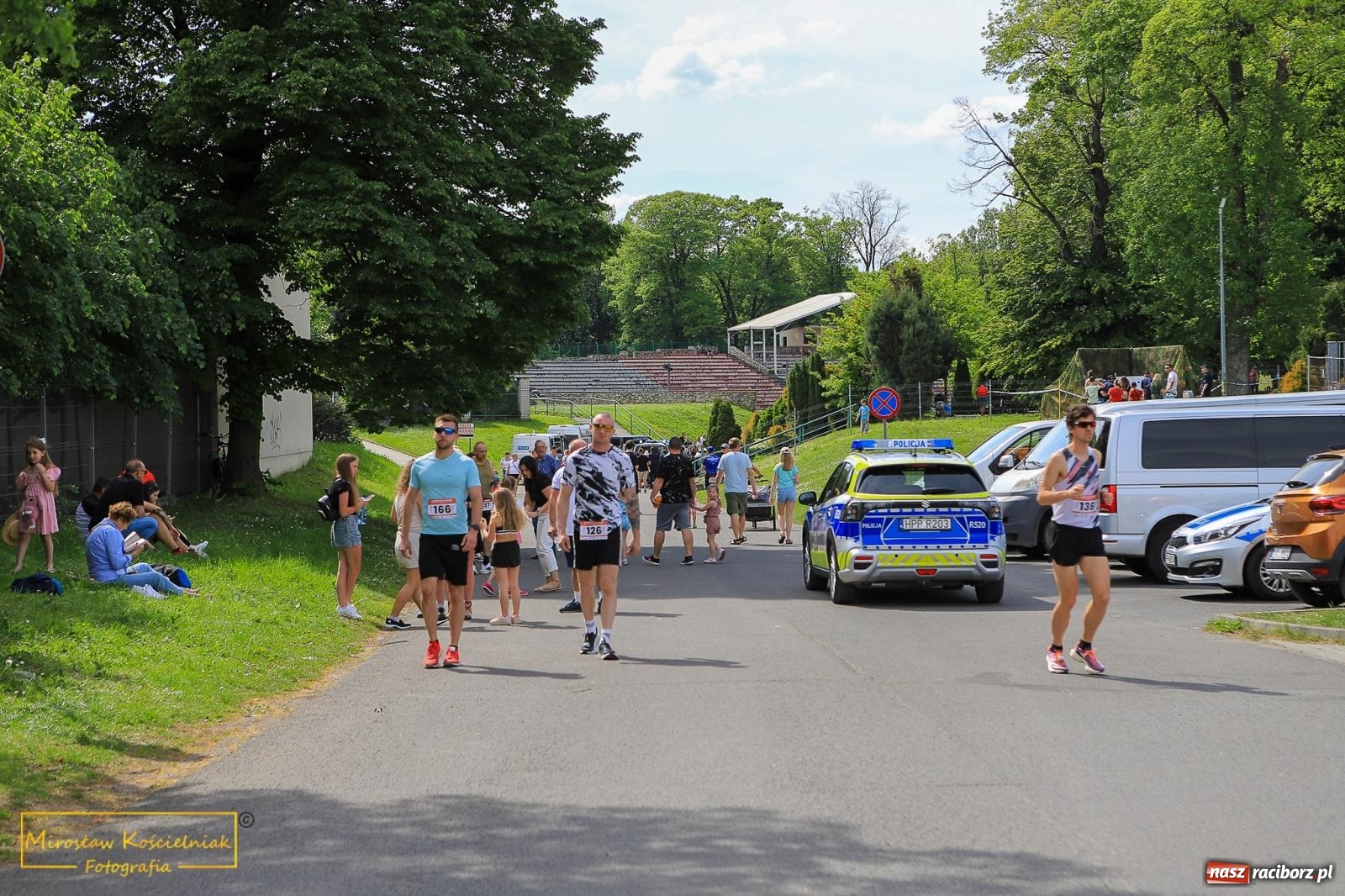 Zdjęcie w galerii na portalu naszraciborz.pl: Policyjny Memoriał i Bieg bez Granic [krótsze dystanse i nordic walking] wiadomości z regionu