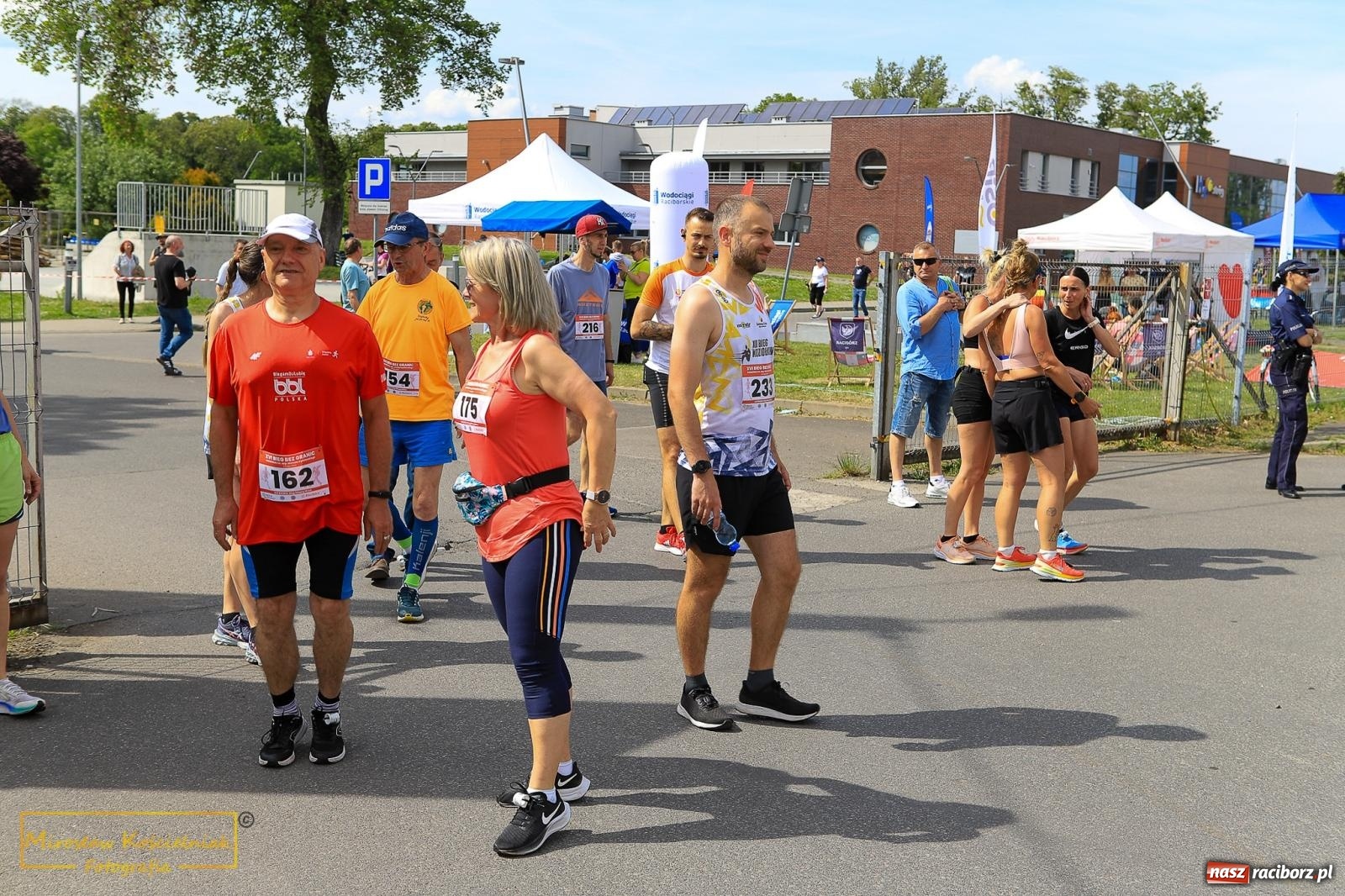 Zdjęcie w galerii na portalu naszraciborz.pl: Policyjny Memoriał i Bieg bez Granic [krótsze dystanse i nordic walking] wiadomości z regionu