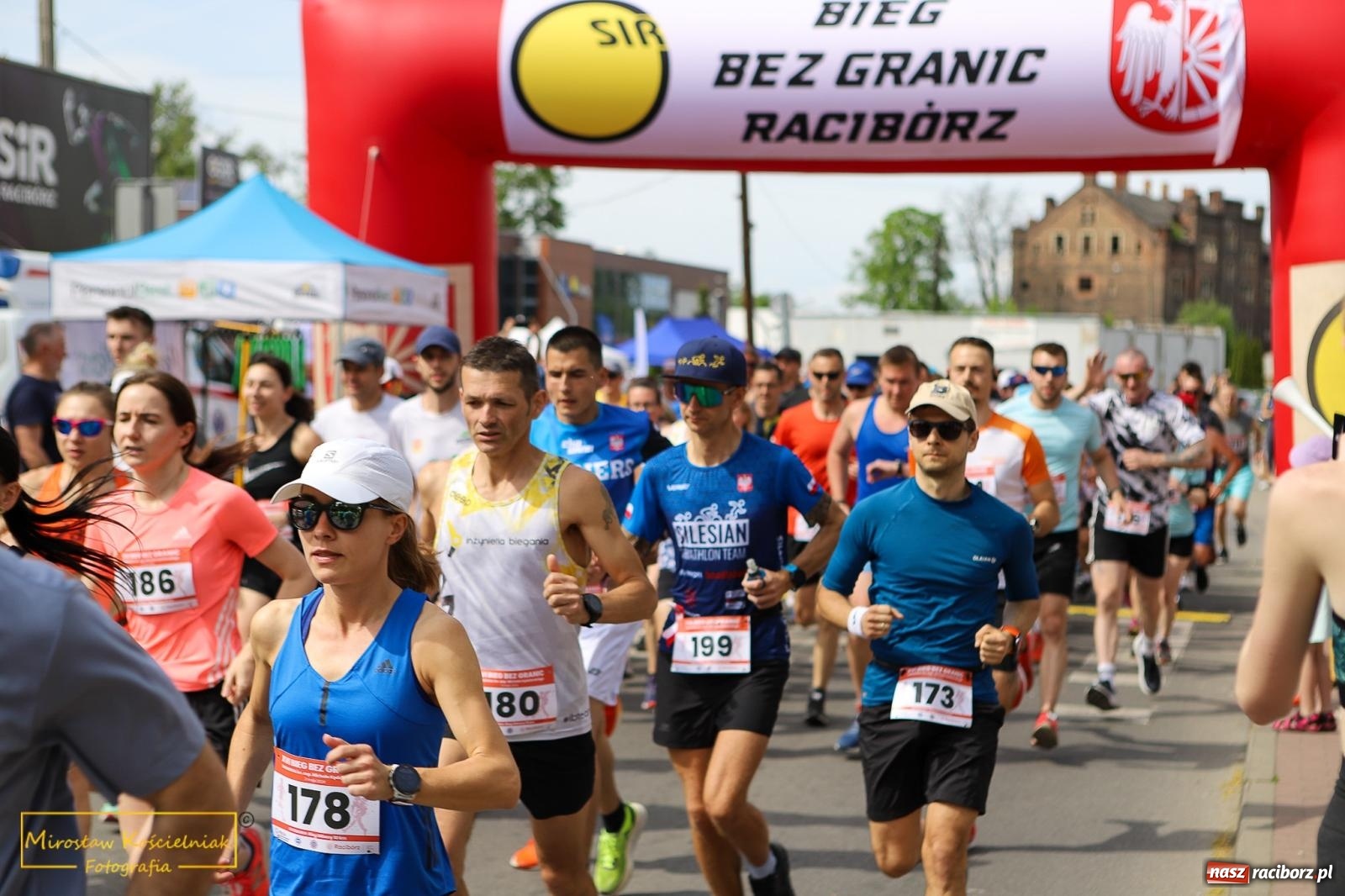 Zdjęcie w galerii na portalu naszraciborz.pl: Policyjny Memoriał i Bieg bez Granic [krótsze dystanse i nordic walking] wiadomości z regionu
